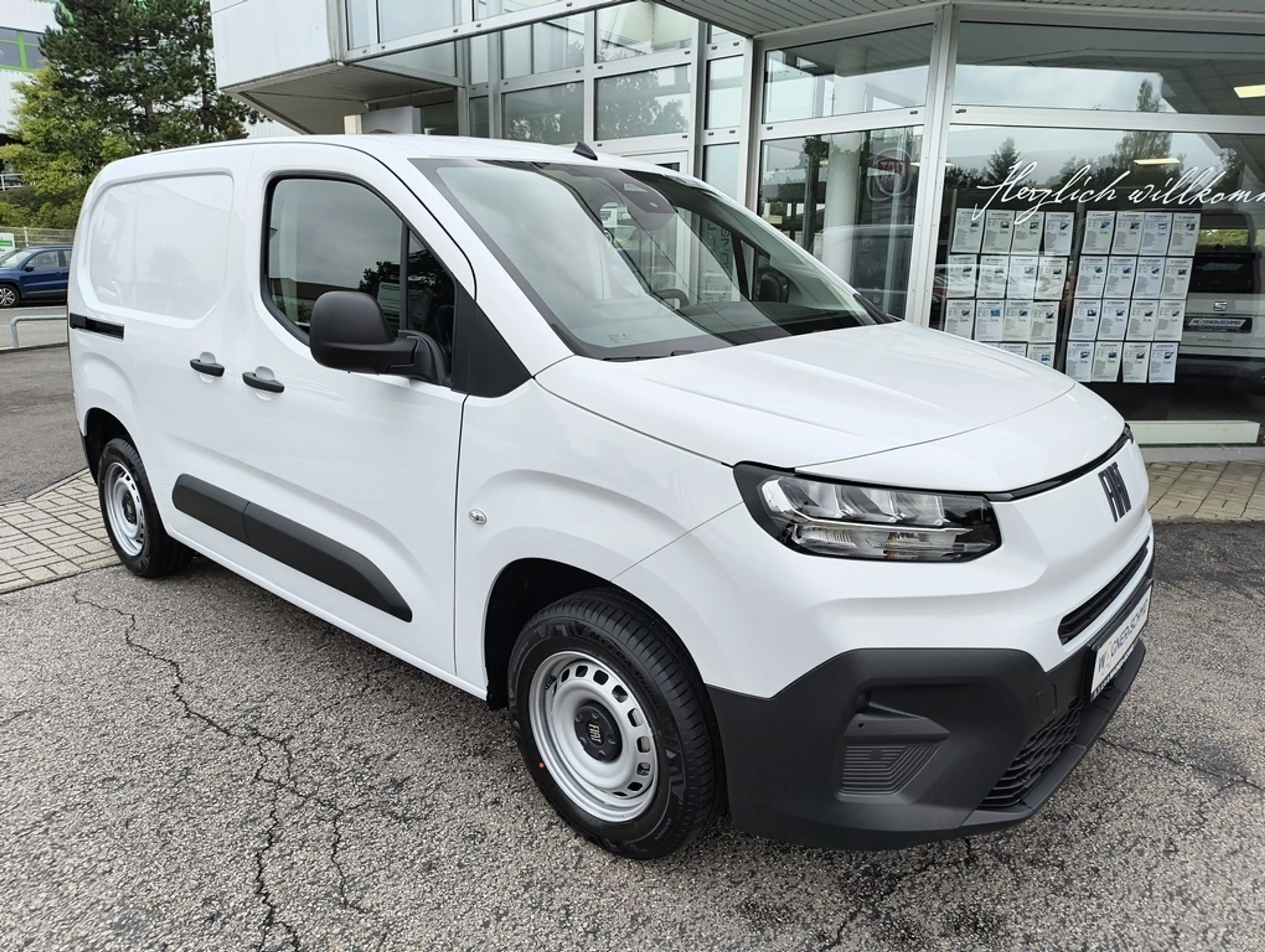 Fiat Doblo 1.5 Diesel M Doblo M Light KAWA 100 MT6 — photo 3