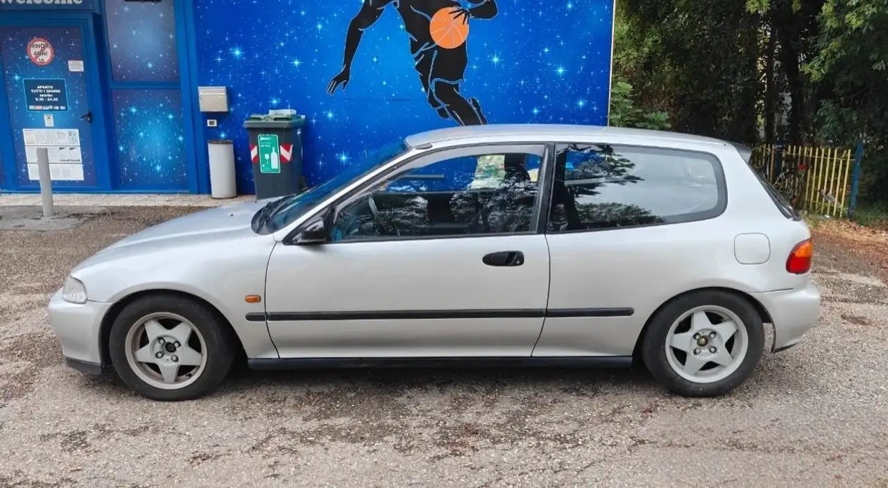 Honda Civic 3p 1.6 vtec 16v, foto 2