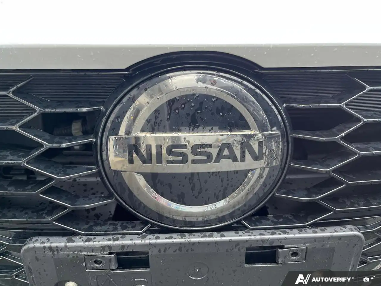 Nissan Sentra снимка Nissan Sentra