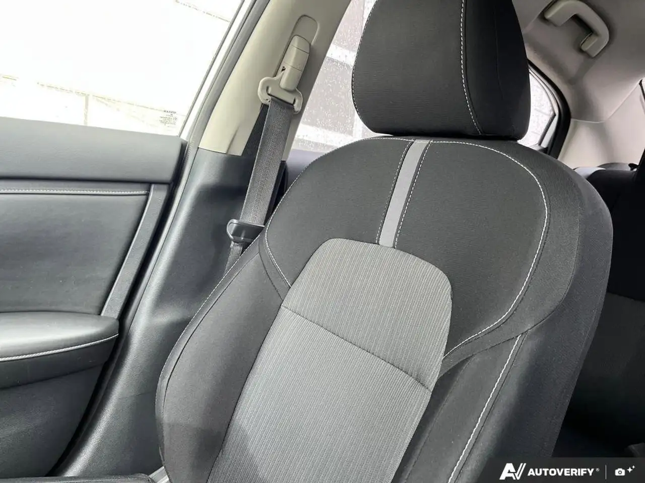 Nissan Sentra снимка Nissan Sentra