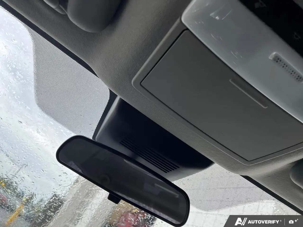 Nissan Sentra снимка Nissan Sentra