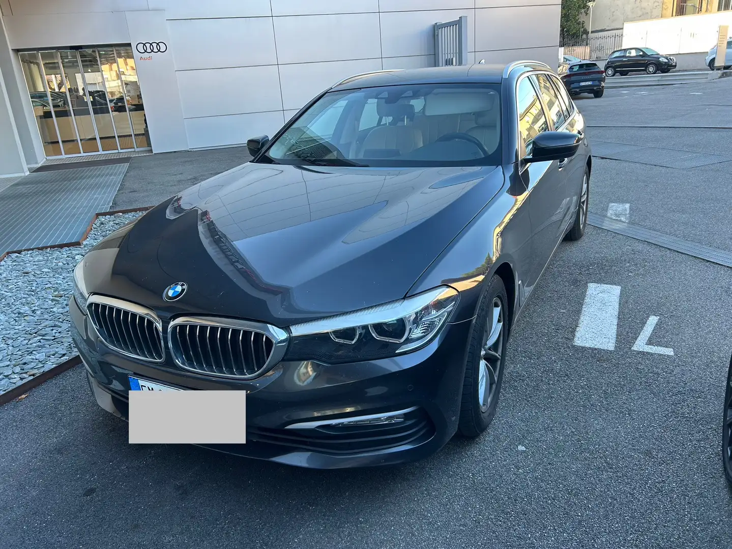 BMW 520 520d Touring Luxury 190cv auto - 2