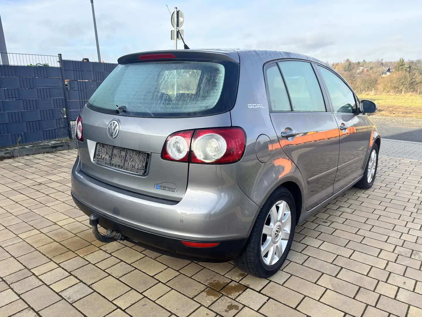 Volkswagen Golf Plus 1.9 TDI Goal - 2