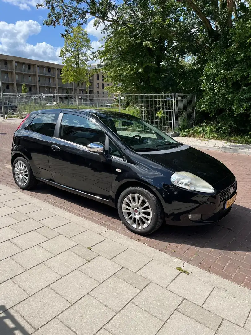 Fiat Punto 1.2 Active Grijs - 1