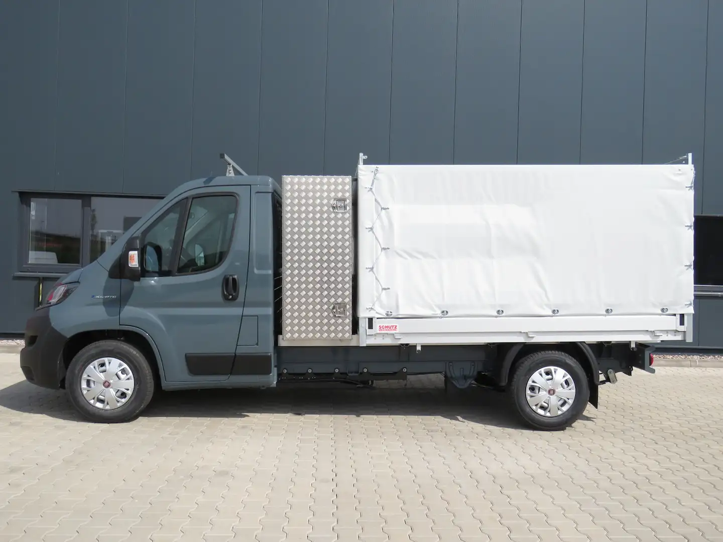 Fiat Ducato Pritsche + Plane + Materialbox Grigio - 2