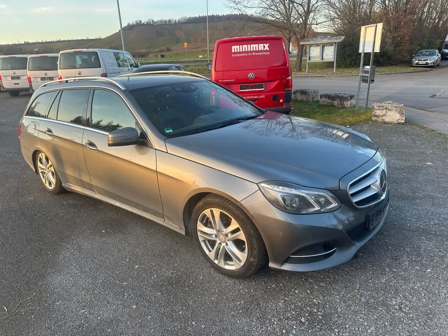 Mercedes-Benz E 350 T-Modell BlueTec 4Matic AVANTGARDE Gris - 2