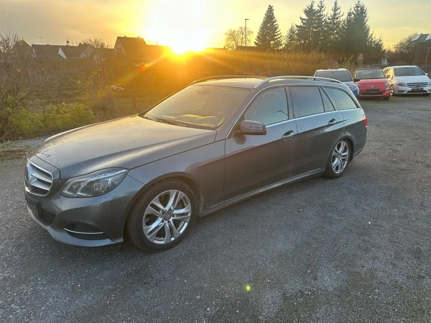 Mercedes-Benz E 350 T-Modell BlueTec 4Matic AVANTGARDE Gris - 1