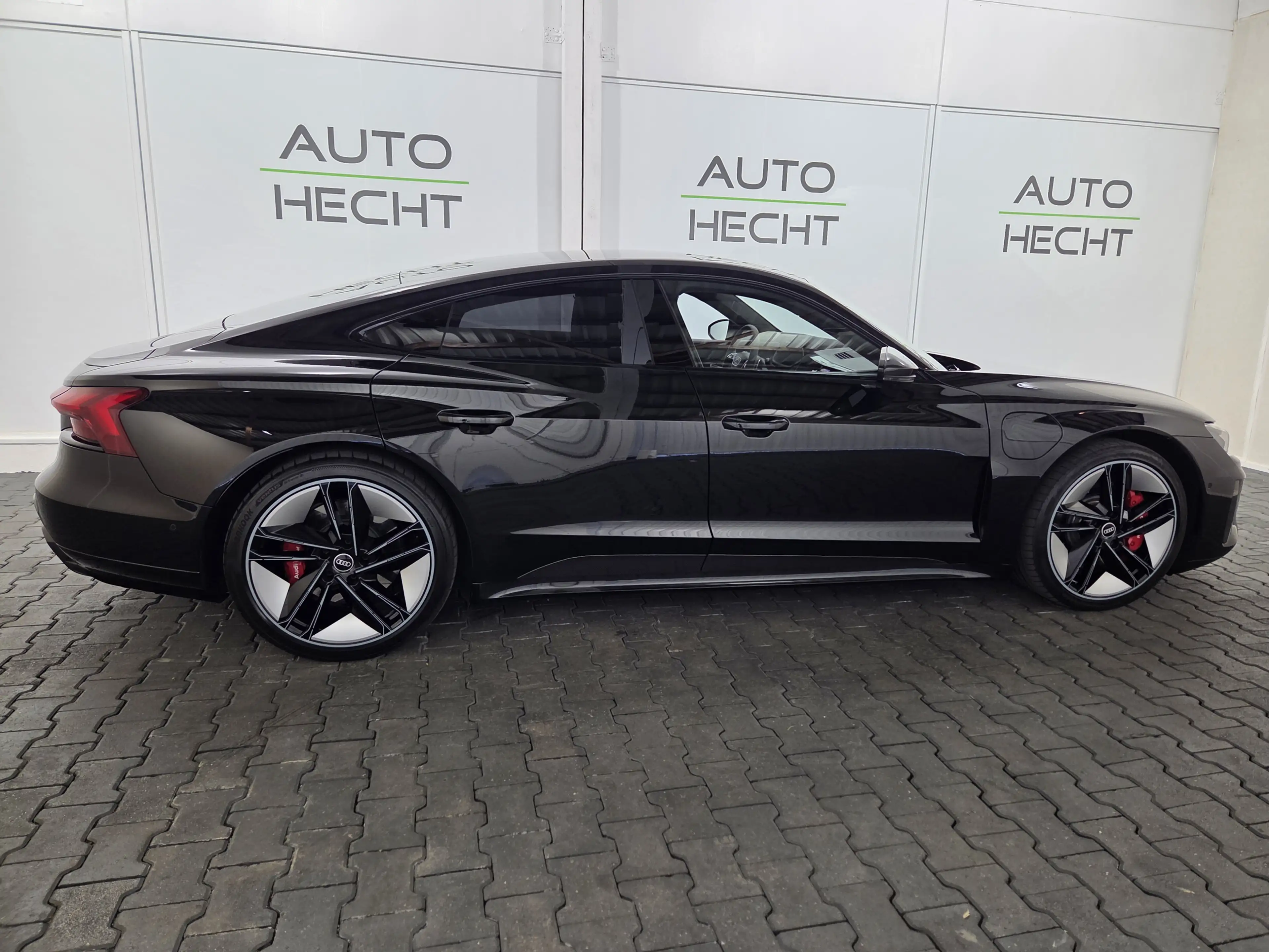 Audi e-tron GT RS quattro ACC, Head-Up, 21 Zoll, 360° — photo 8