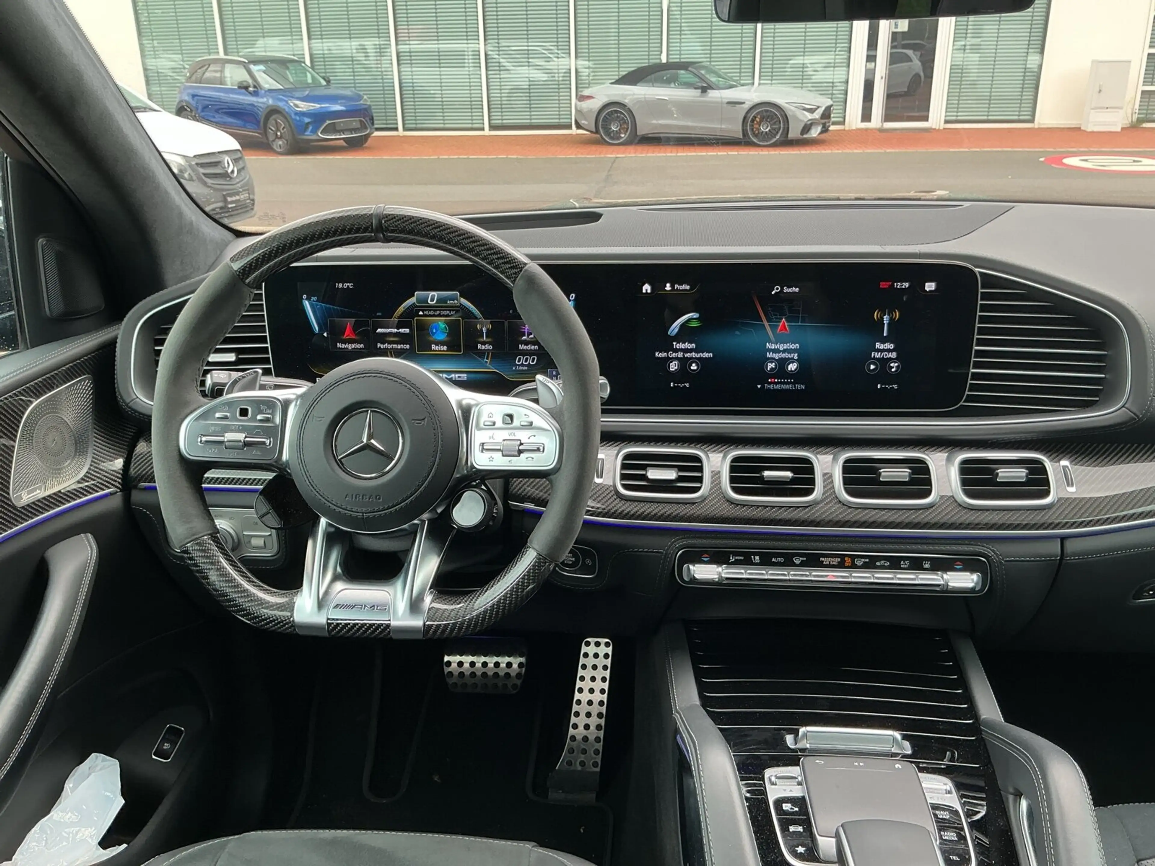 Mercedes-Benz GLS 63 AMG GLS 63 4M+ PanoD Distr 360K Sound AHK Performance — photo 11