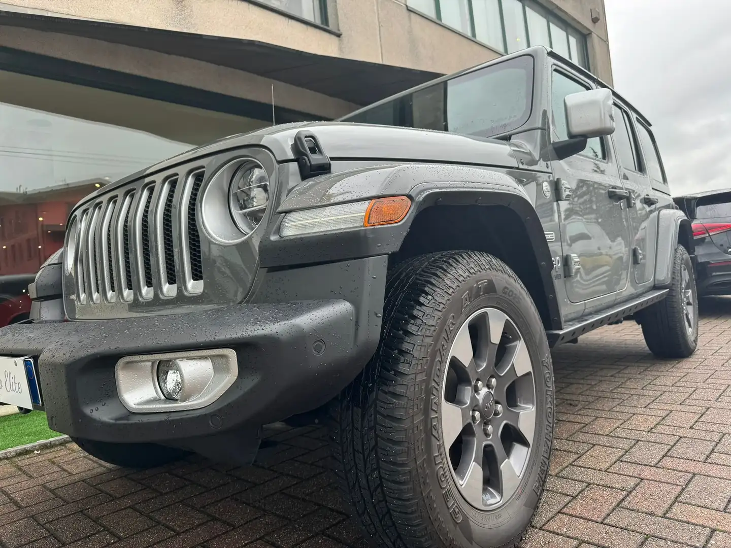 Jeep Wrangler Wrangler Unlimited 2.0 turbo Sahara auto Grigio - 2