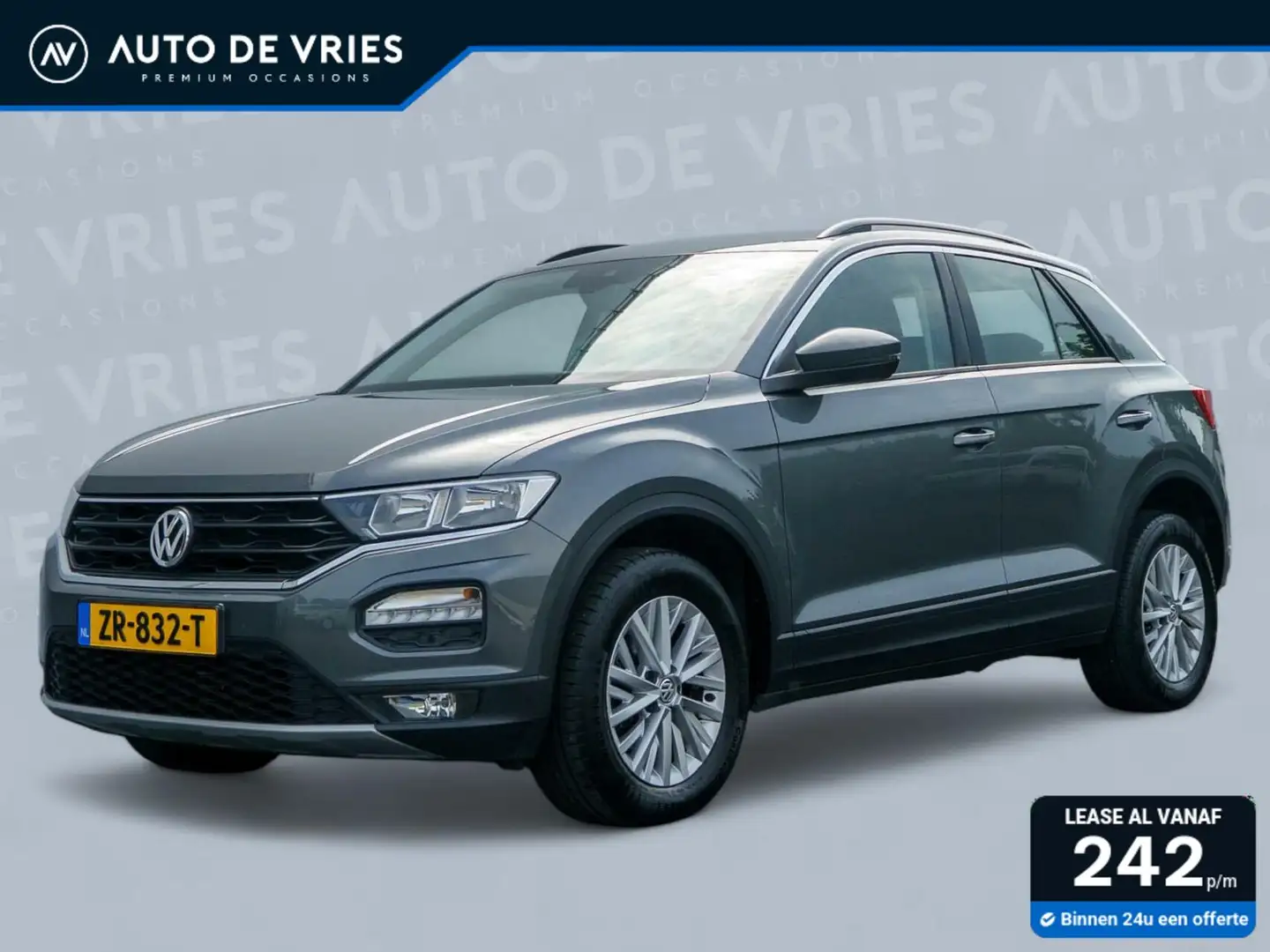 Volkswagen T-Roc 1.0 TSI 116pk Style | Navigatie | Achteruitrijcame Gris - 1