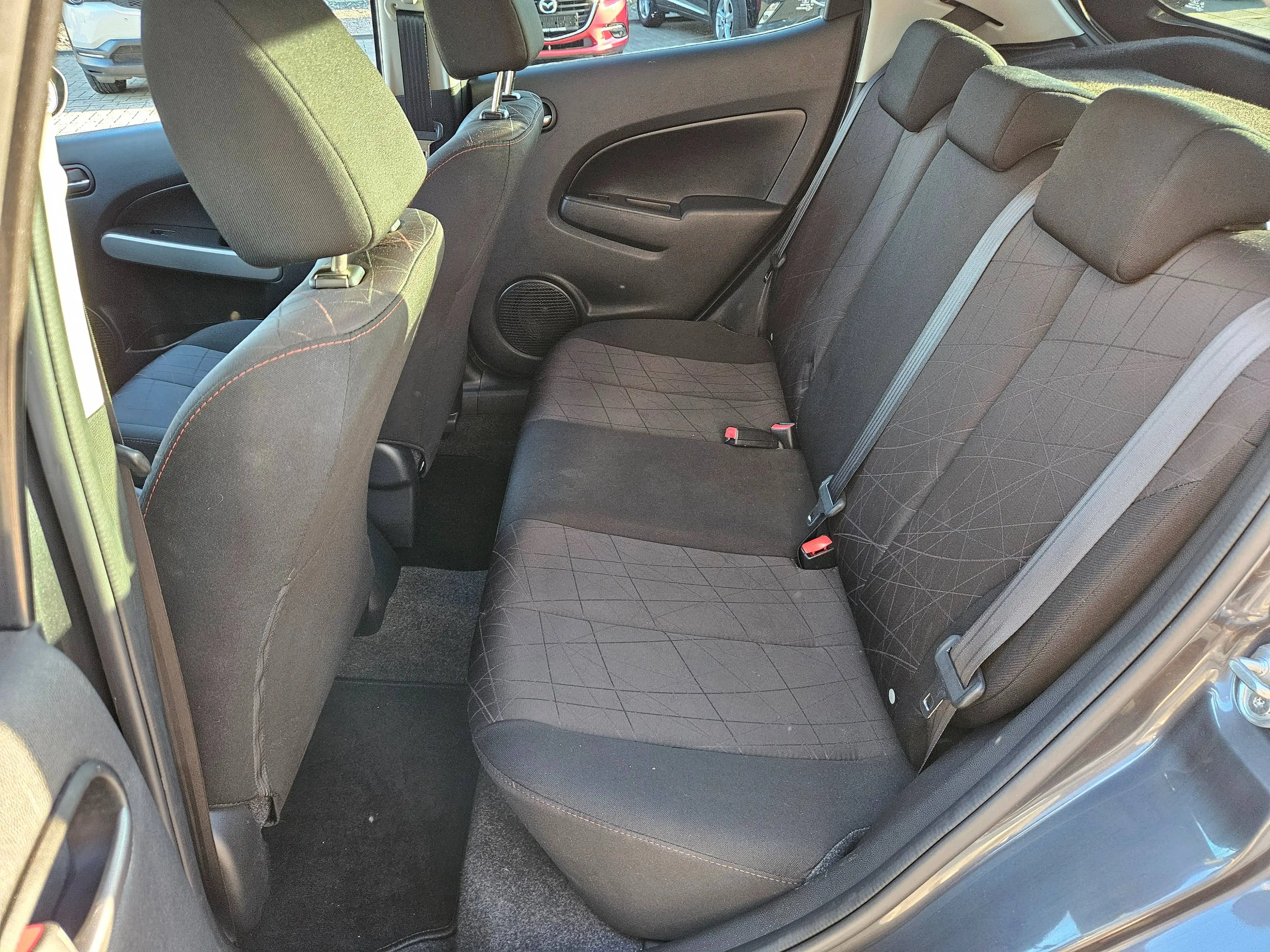 Mazda 2 2 1.3i | 12M Garantie | Bluetooth | navigatie | zetelverwarming | airco — photo 14