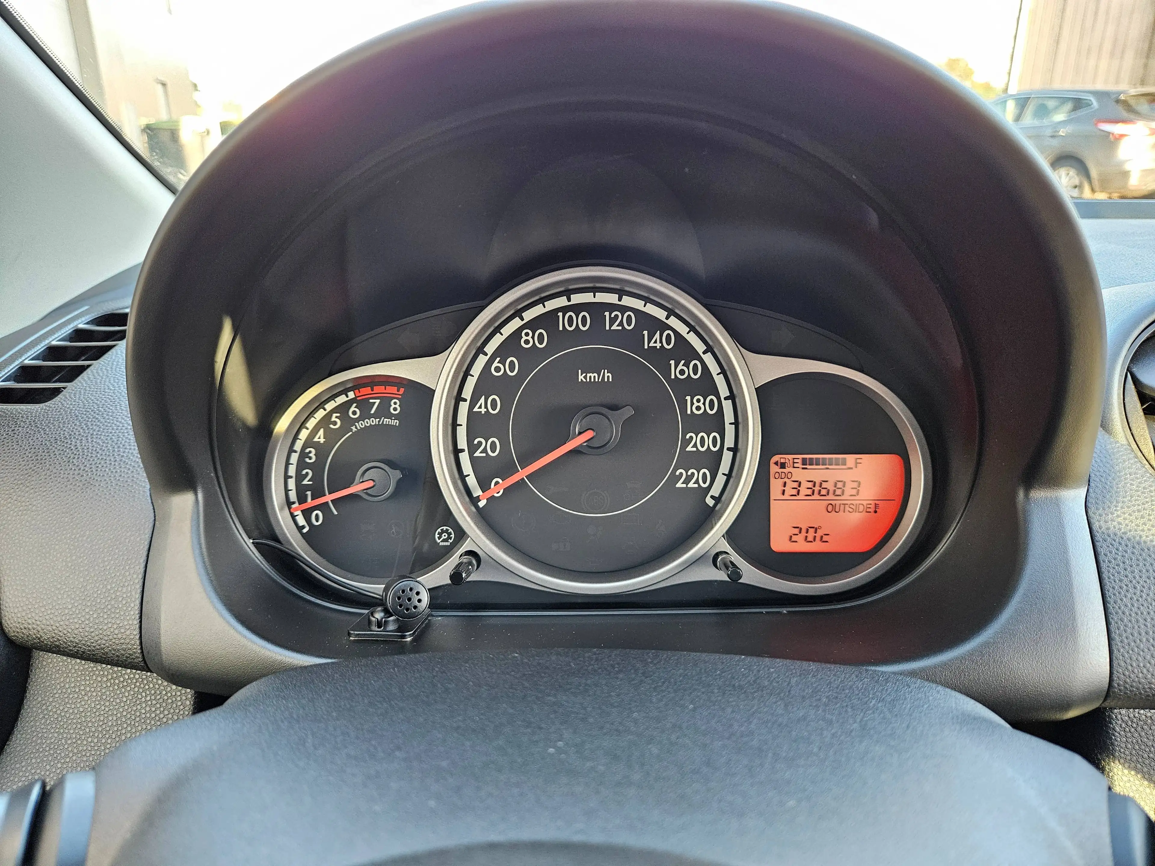 Mazda 2 2 1.3i | 12M Garantie | Bluetooth | navigatie | zetelverwarming | airco — photo 2