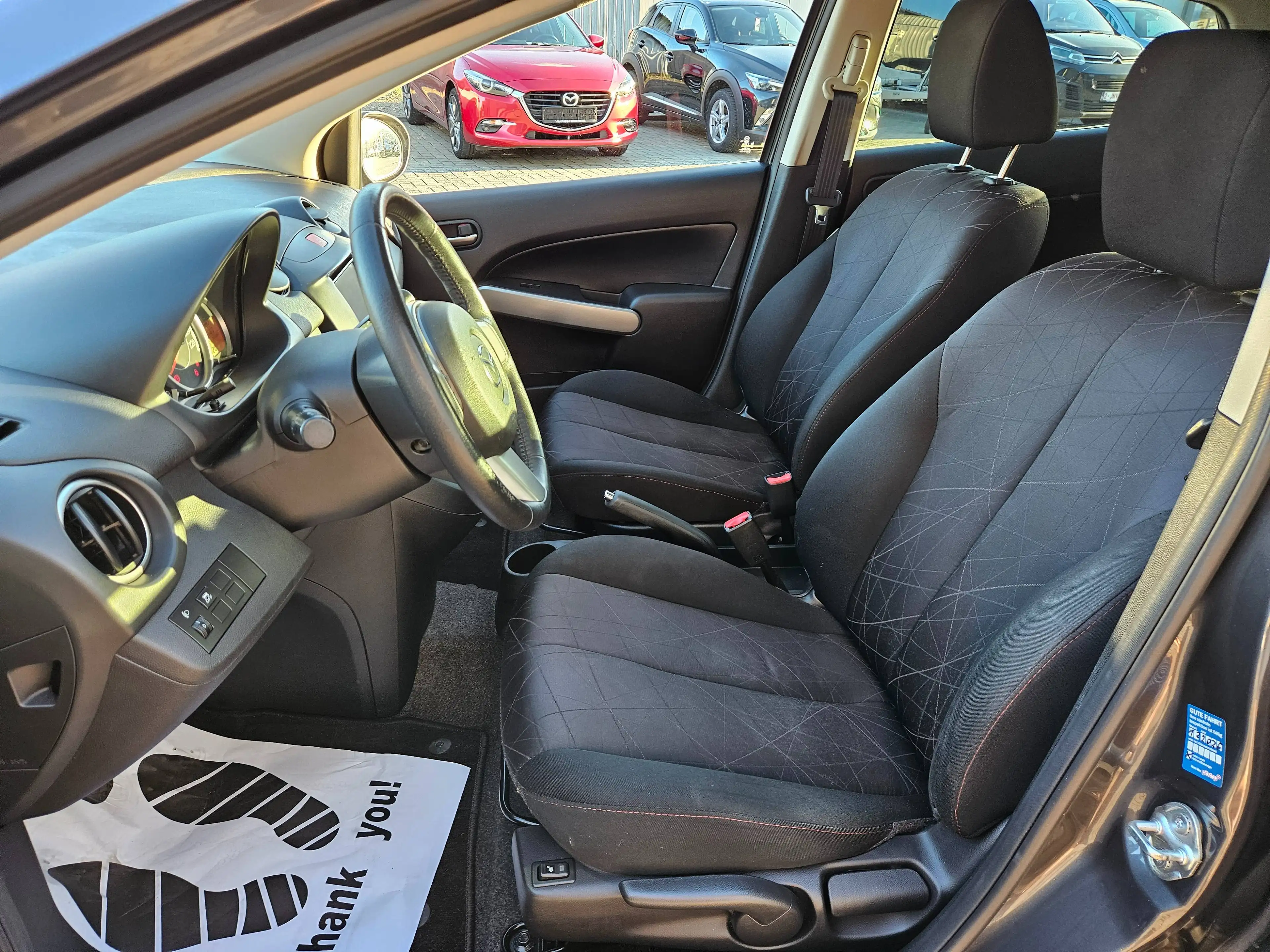 Mazda 2 2 1.3i | 12M Garantie | Bluetooth | navigatie | zetelverwarming | airco — photo 12