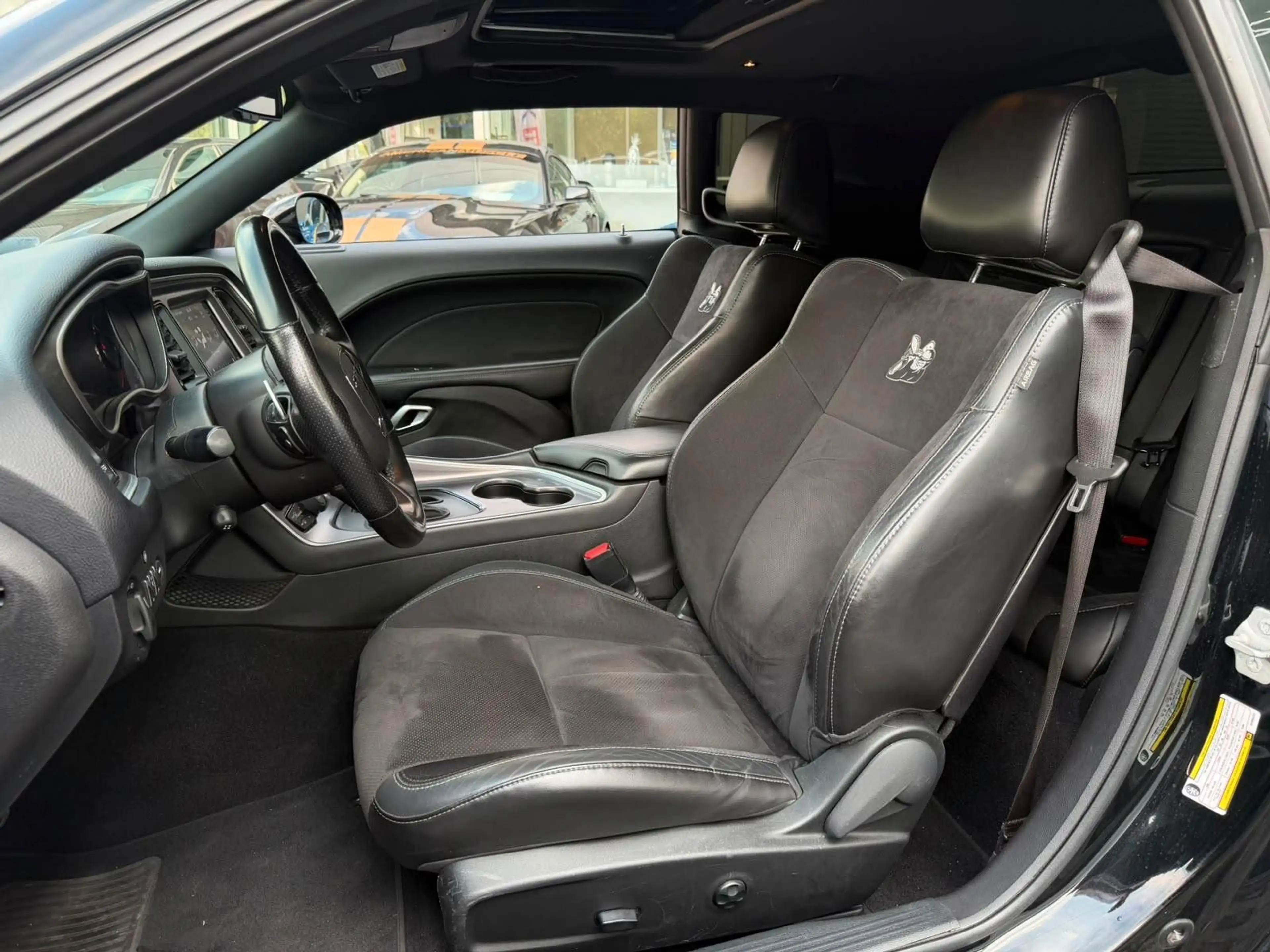 Dodge Challenger 6.4 R/T Scat Pack RWD ALPINE/CARPLAY — photo 12