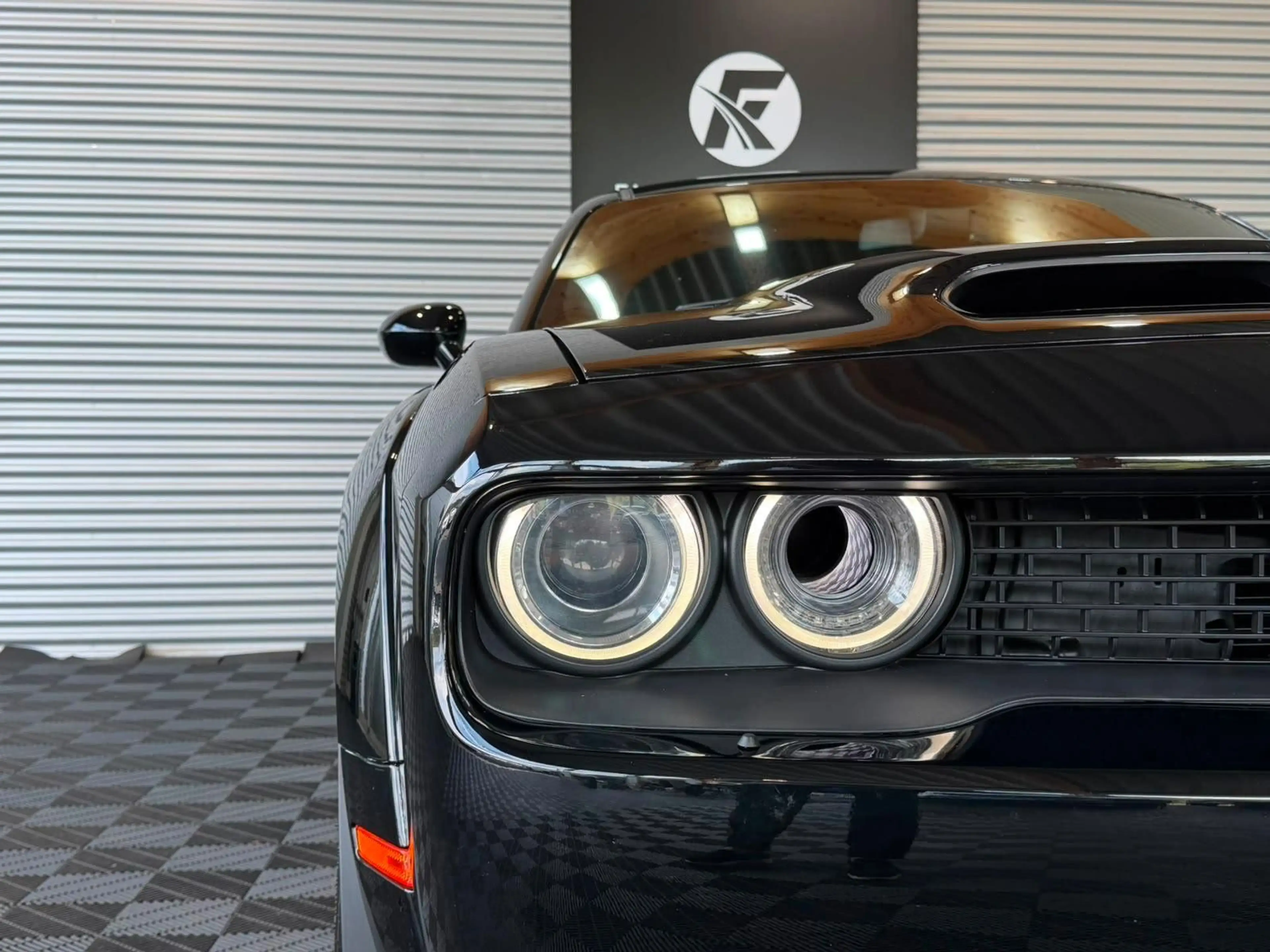 Dodge Challenger 6.4 R/T Scat Pack RWD ALPINE/CARPLAY — photo 5