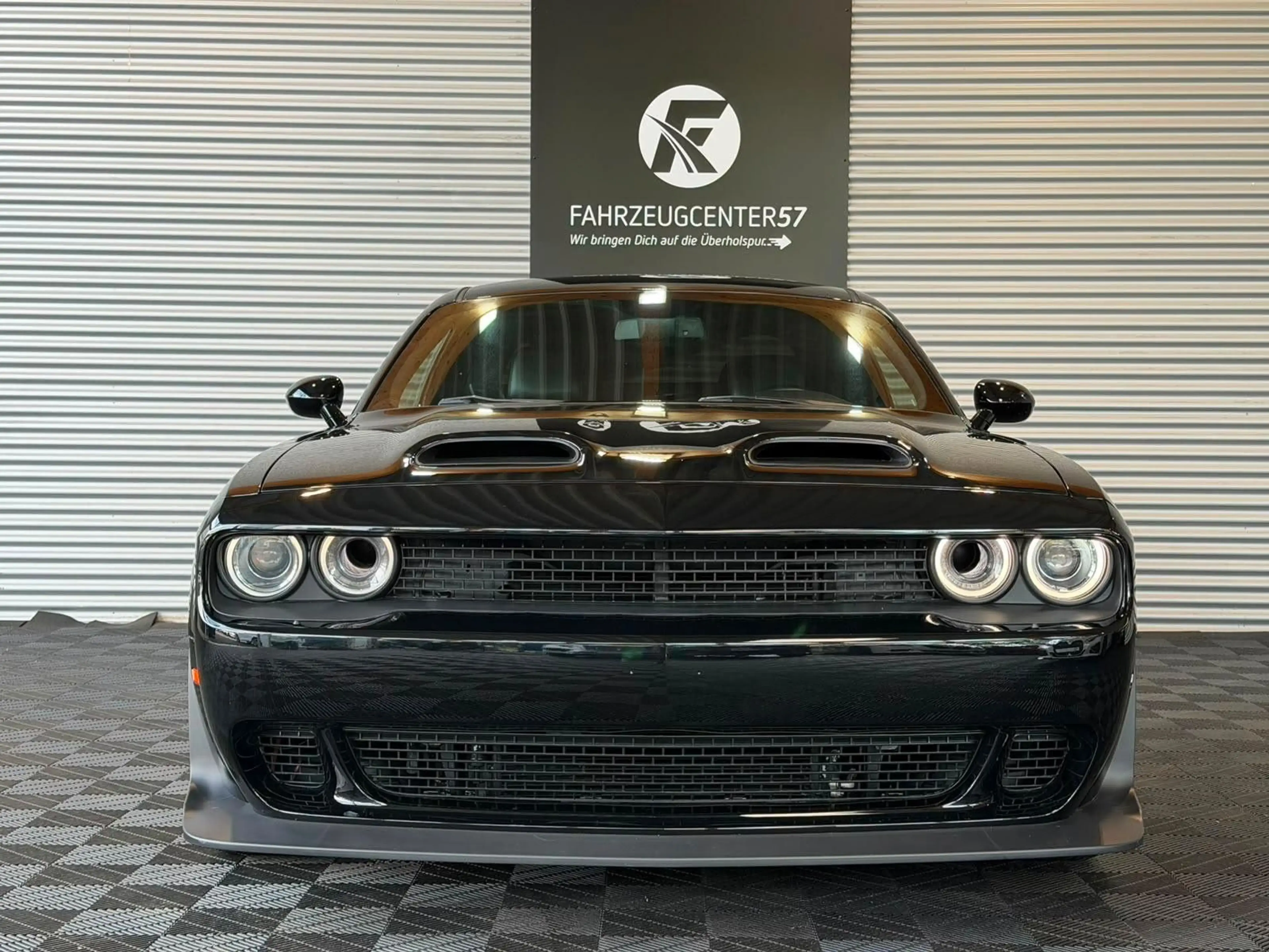 Dodge Challenger 6.4 R/T Scat Pack RWD ALPINE/CARPLAY — photo 4