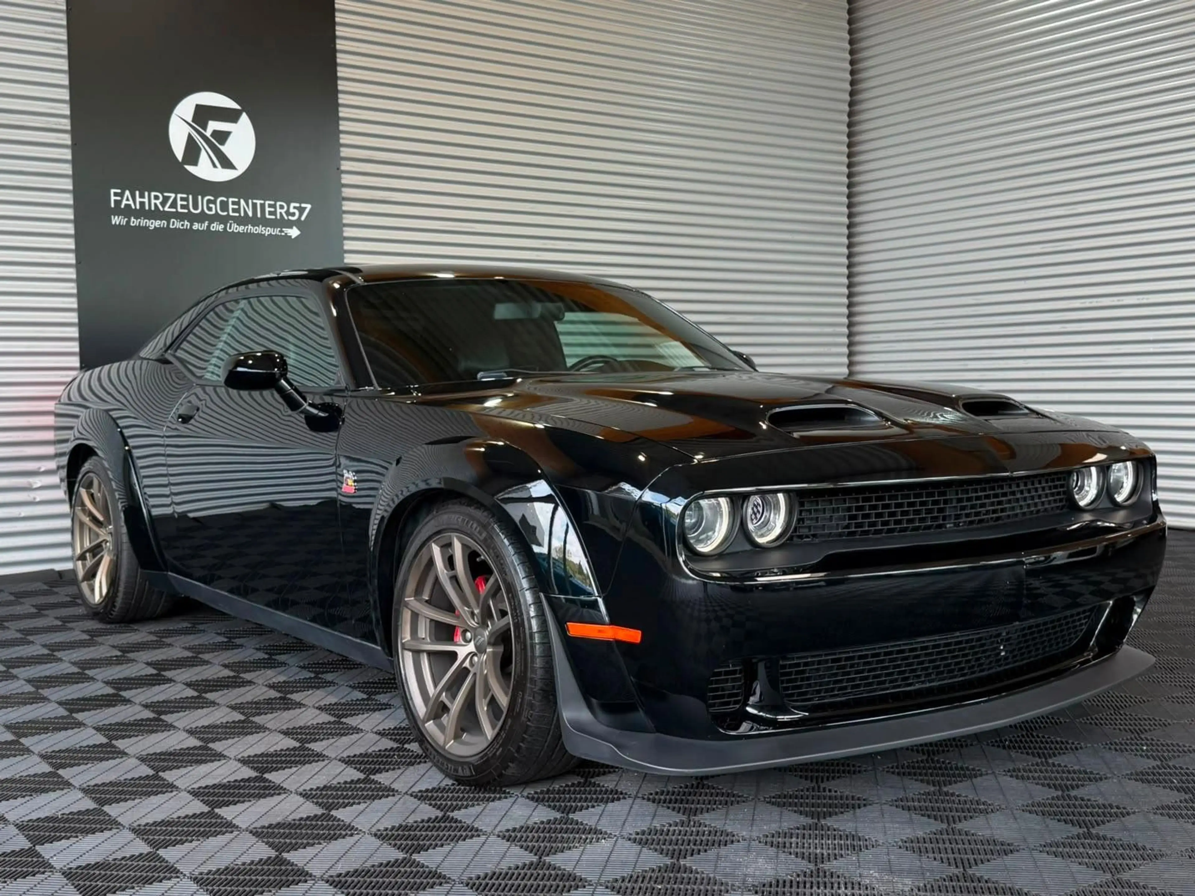Dodge Challenger 6.4 R/T Scat Pack RWD ALPINE/CARPLAY — photo 7