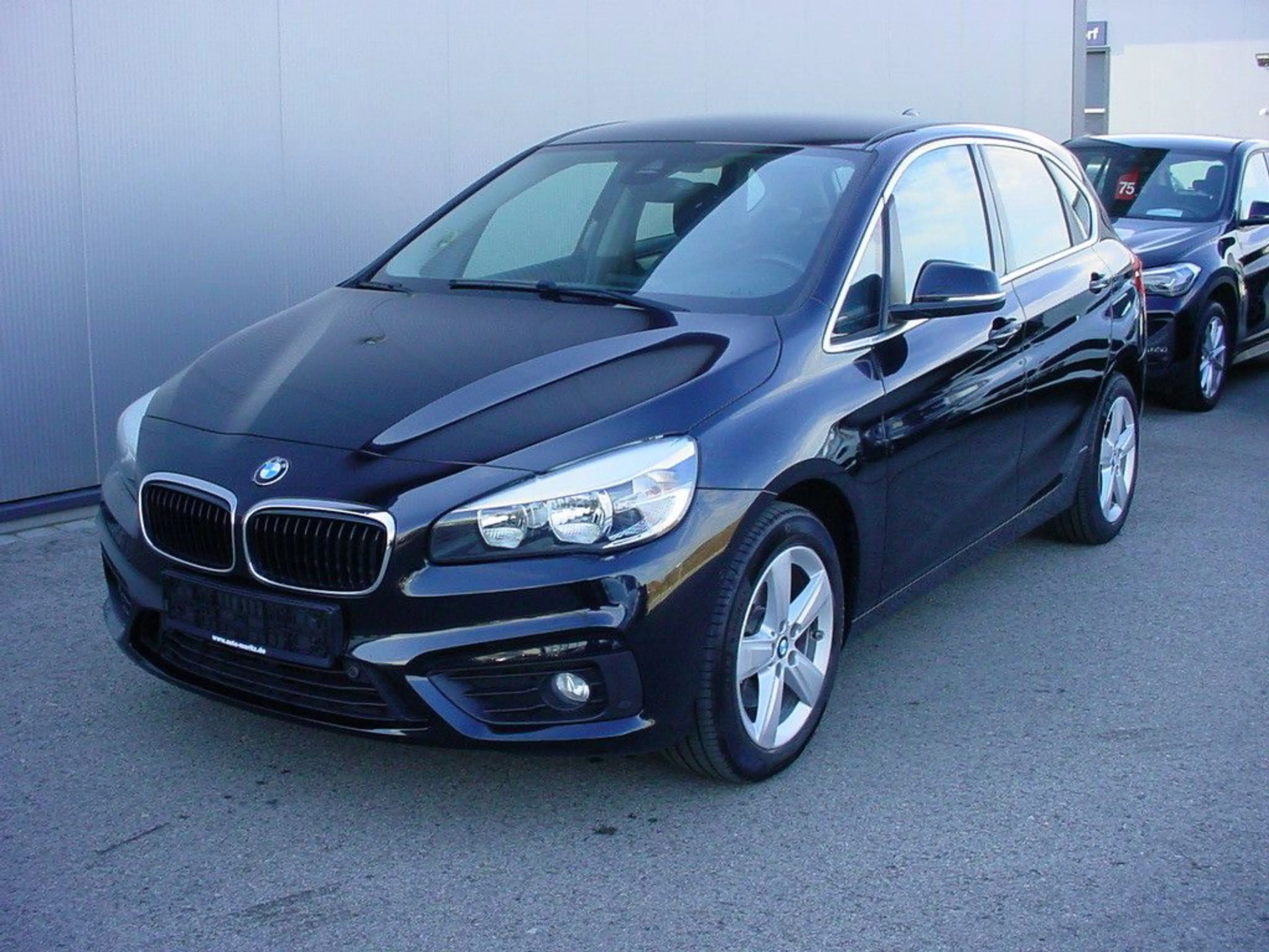 BMW 220 220i*nur 48KM*1.Hand*NAVI *AHK*** — photo 10
