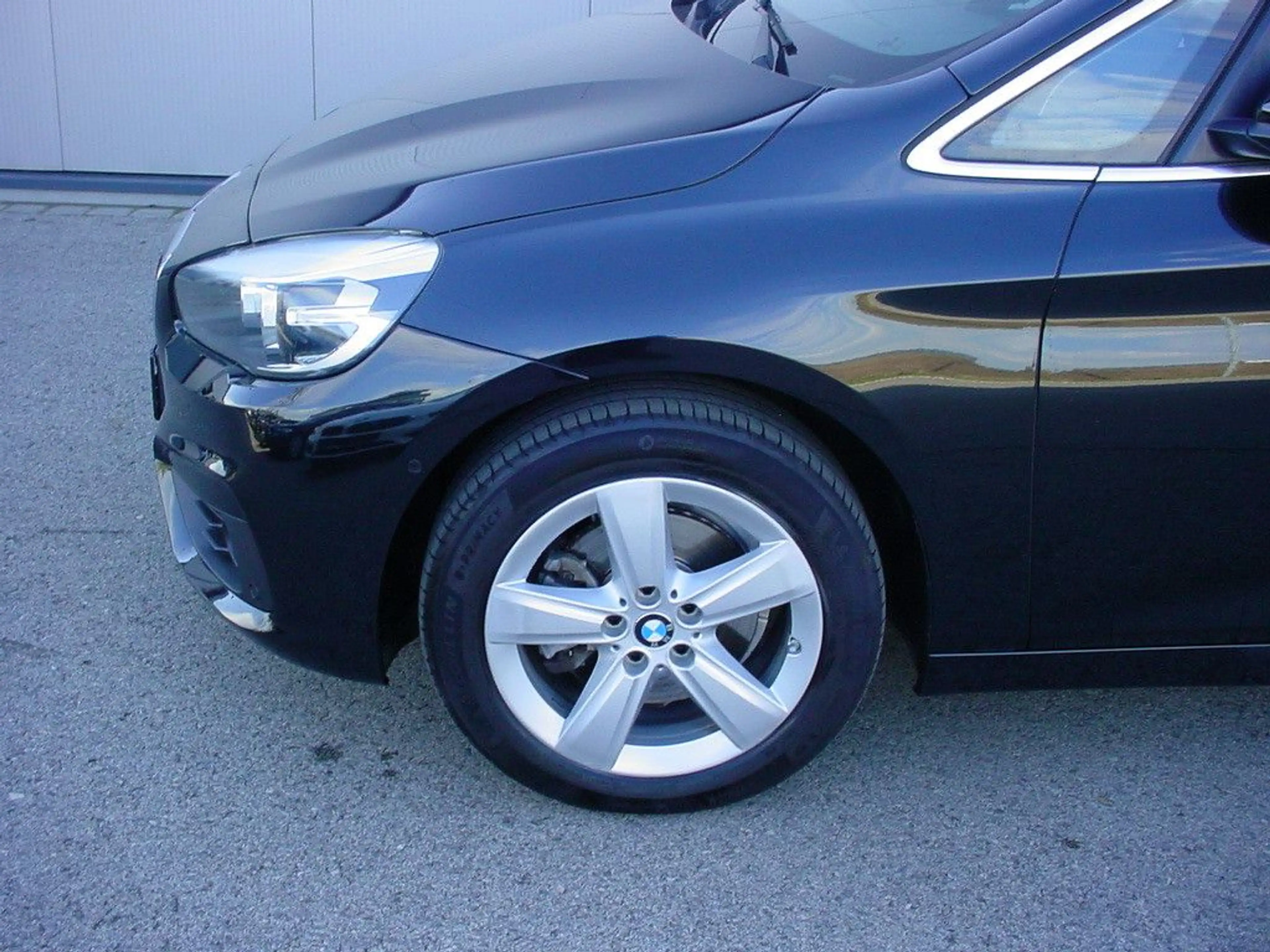 BMW 220 220i*nur 48KM*1.Hand*NAVI *AHK*** — photo 9
