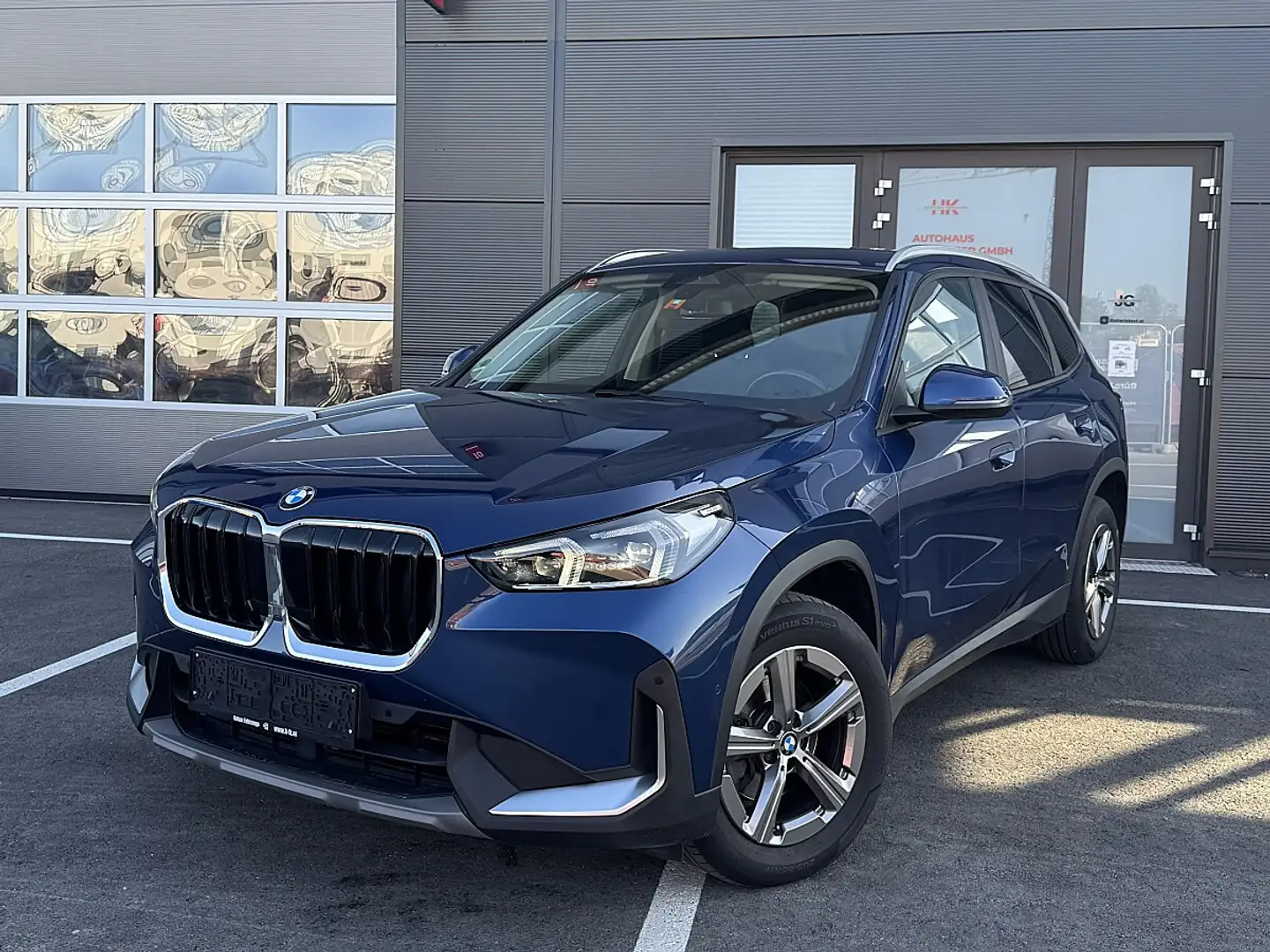 BMW X1 sDrive18d DKG *DRIVINGASS *SPORTSITZ *KAMERA Blau - 2