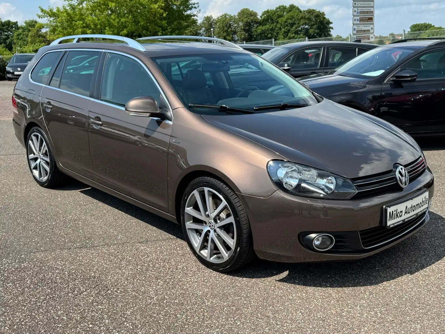 Volkswagen Golf VI Variant Exclusive Brun - 2