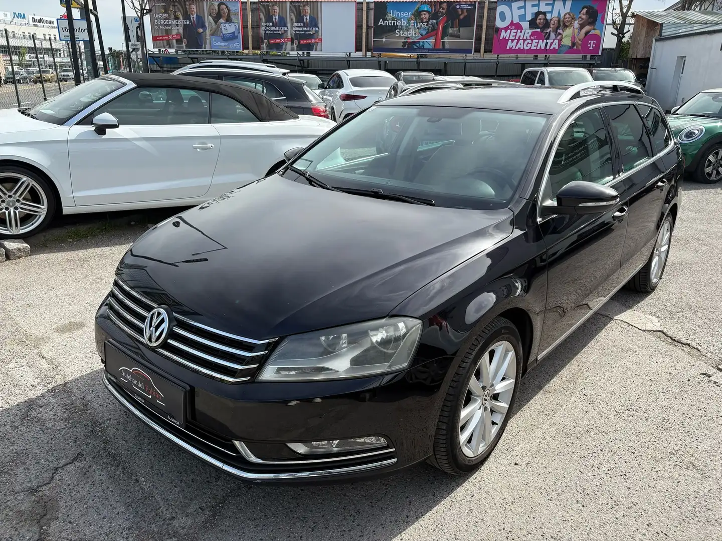 Volkswagen Passat Variant Highline 2,0 TDI Autom. PICKERL 10/25 Parkhilfe Schwarz - 1