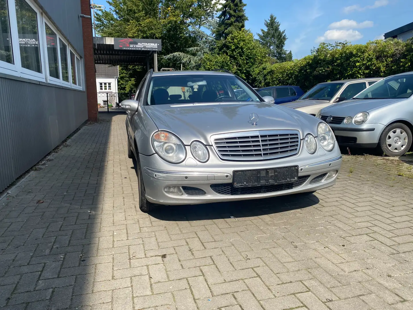 Mercedes-Benz E 220 E 220 T CDI (211.206) Argintiu - 2