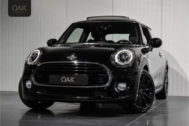 MINI Cooper Mini 1.5 Marylebone | Navigatie | Panorama | Leder