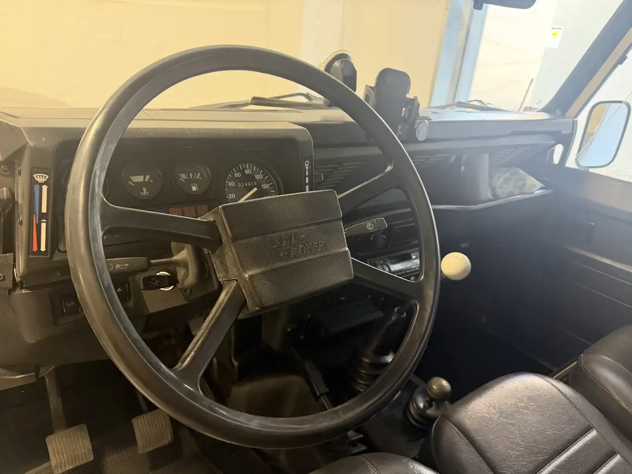Land Rover Defender 90 90 2.5 td Hard Top, foto 6