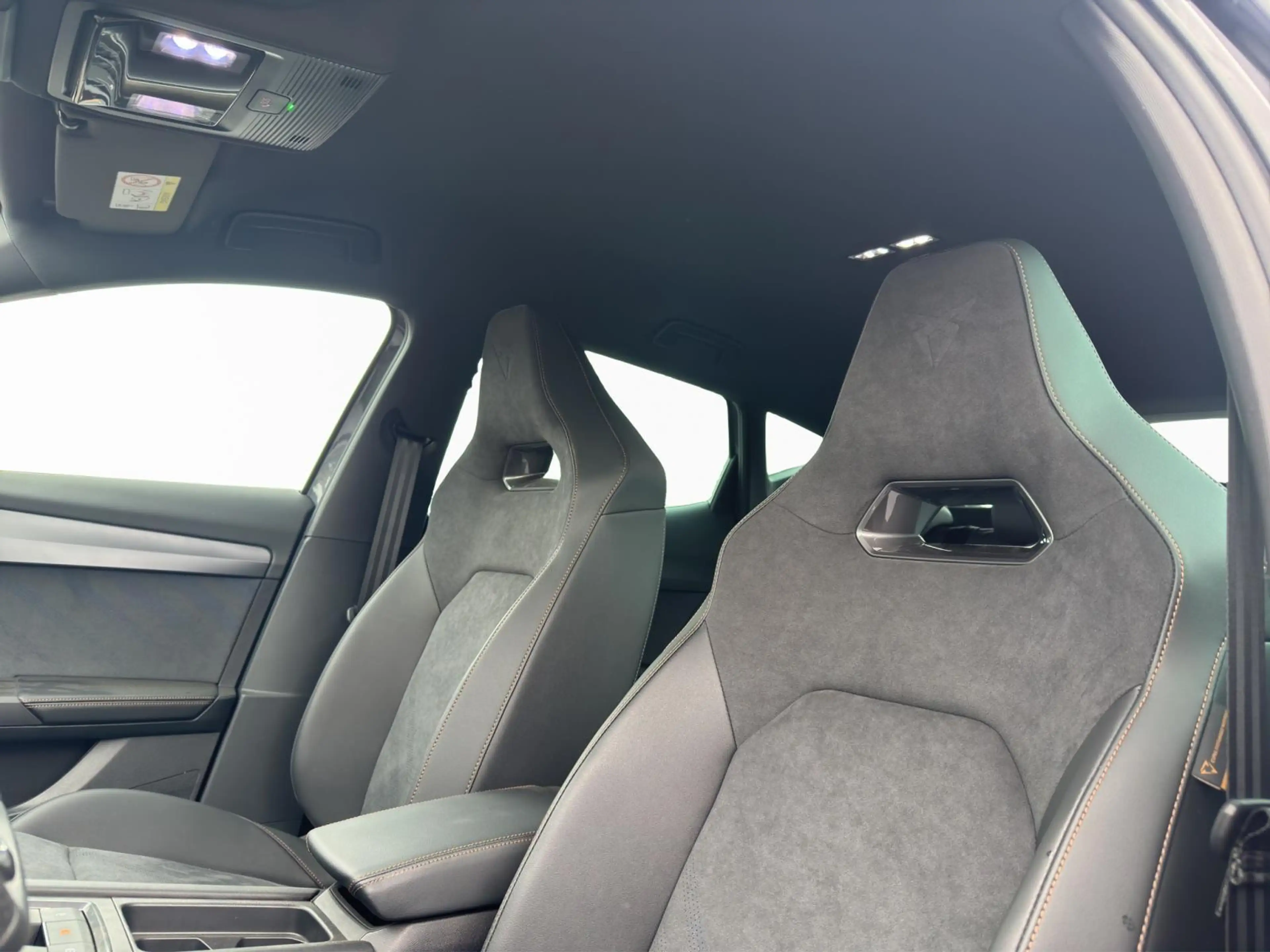 CUPRA Formentor 1.5 eTSI DSG — photo 13