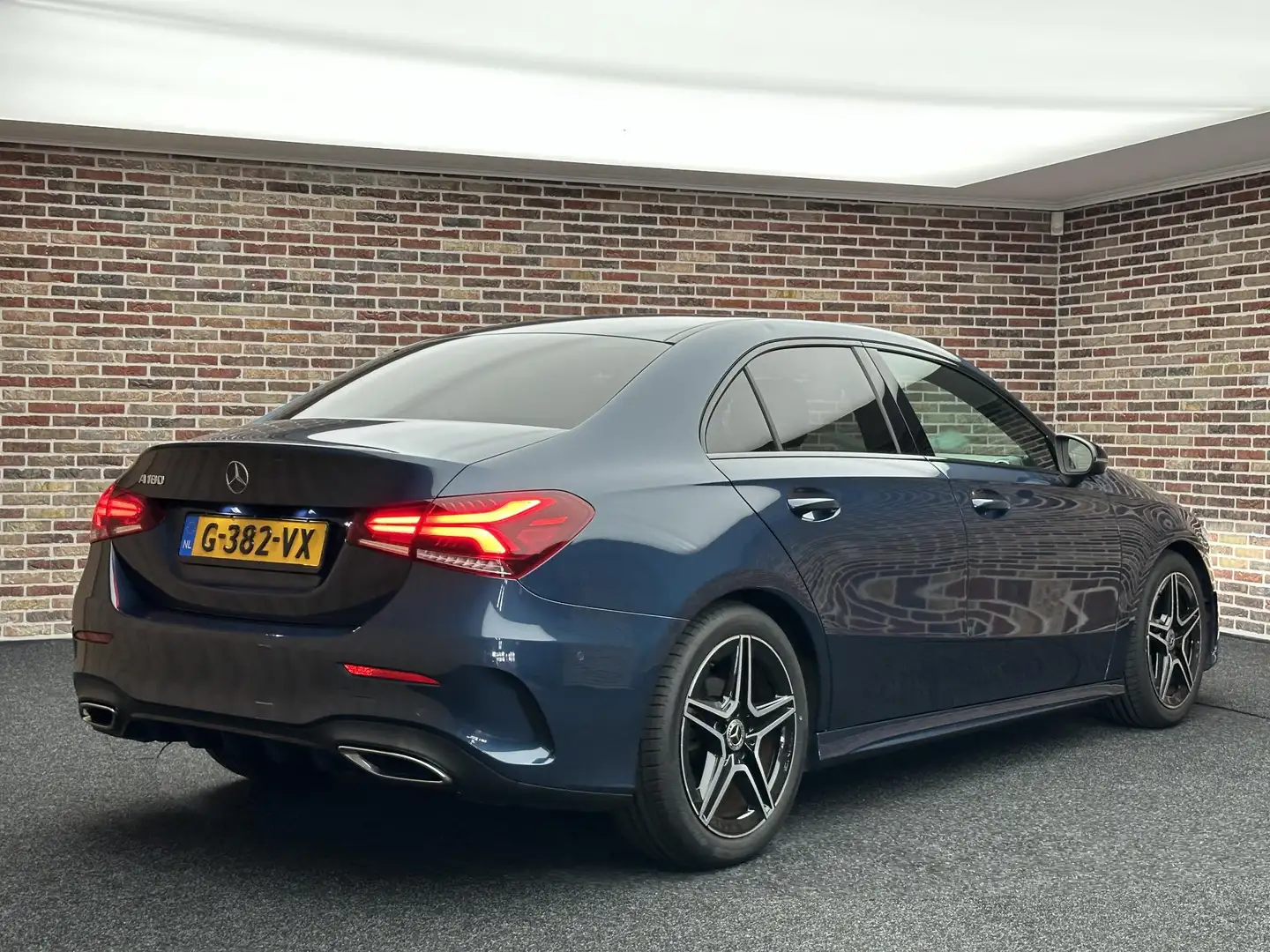 Mercedes-Benz A 180 AMG AMG | Wide screen| Kék - 2