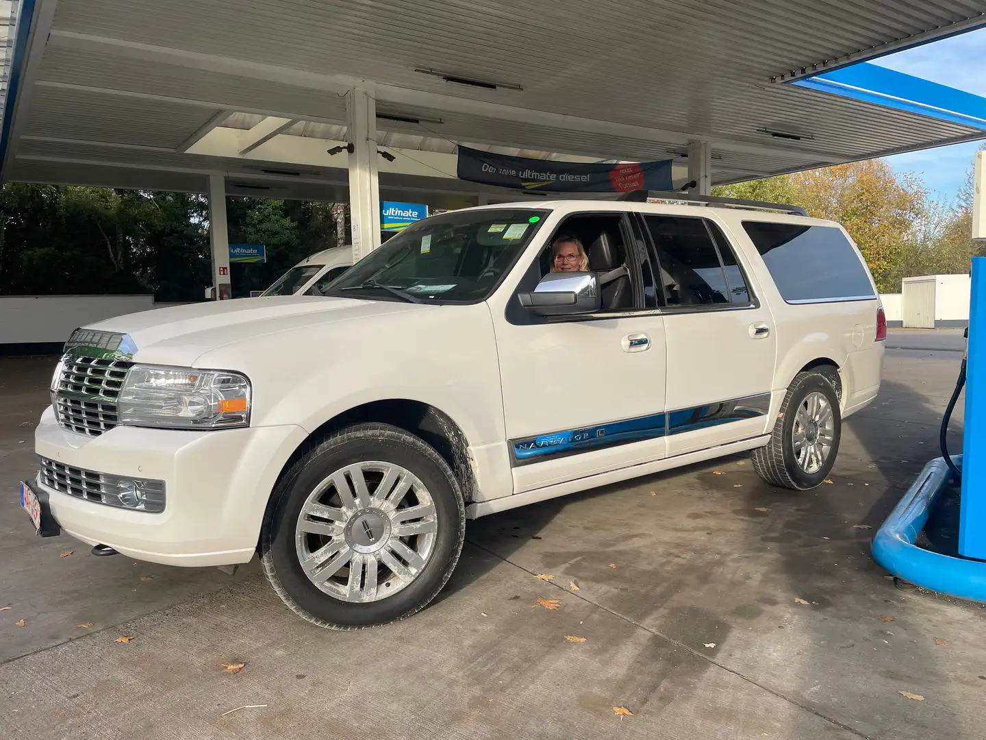 Lincoln Navigator 5,4 ltr. 4x4 L Langversion Weiß - 2