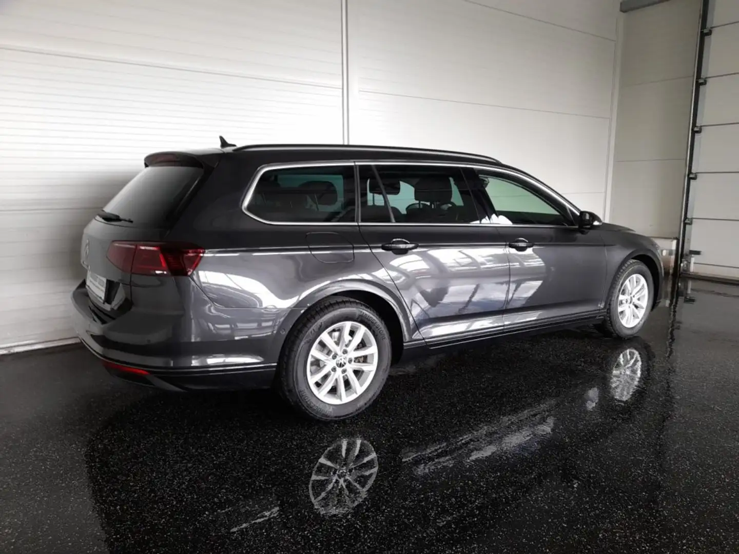 Volkswagen Passat Variant BUSINESS 2,0 TDI DSG *MATRIX-LED / NAVI / AHV & KAMERA / MEMORY & MASSAGE SPORTSITZE / ACC / 3-ZONEN KLIMA* Grau - 2