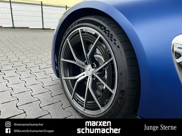 Mercedes-Benz Amg GT view 7