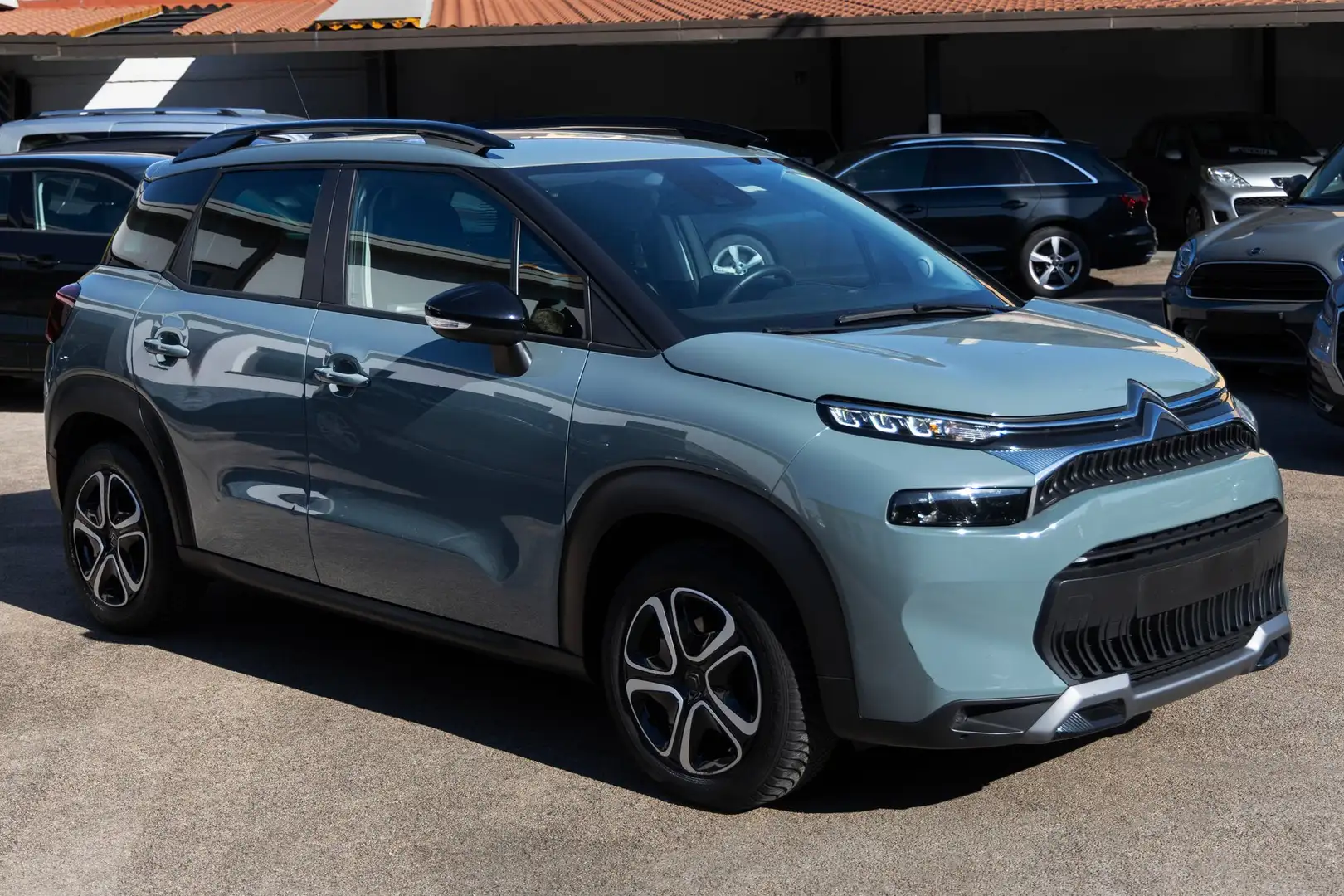 Citroen C3 Aircross 1.2 puretech Feel s Grün - 2