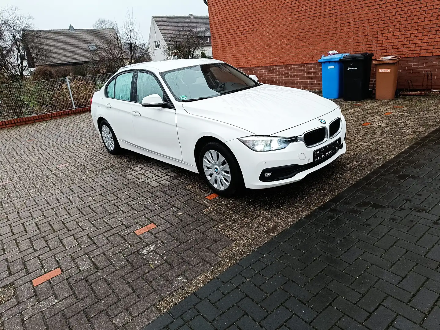BMW 316 316d Weiß - 2