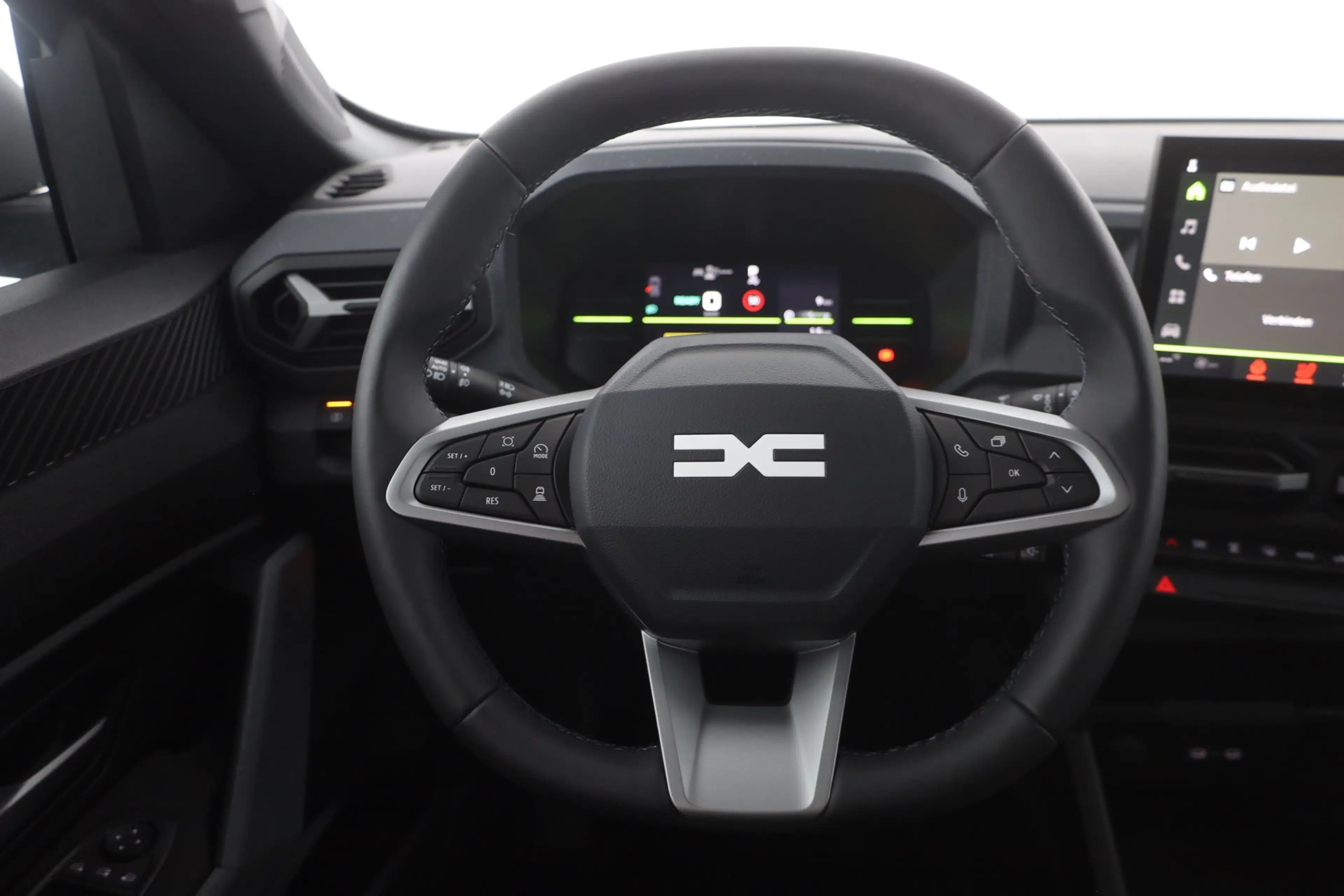 Dacia Duster Hybrid 155 Aut. LED ACC Navi — photo 10