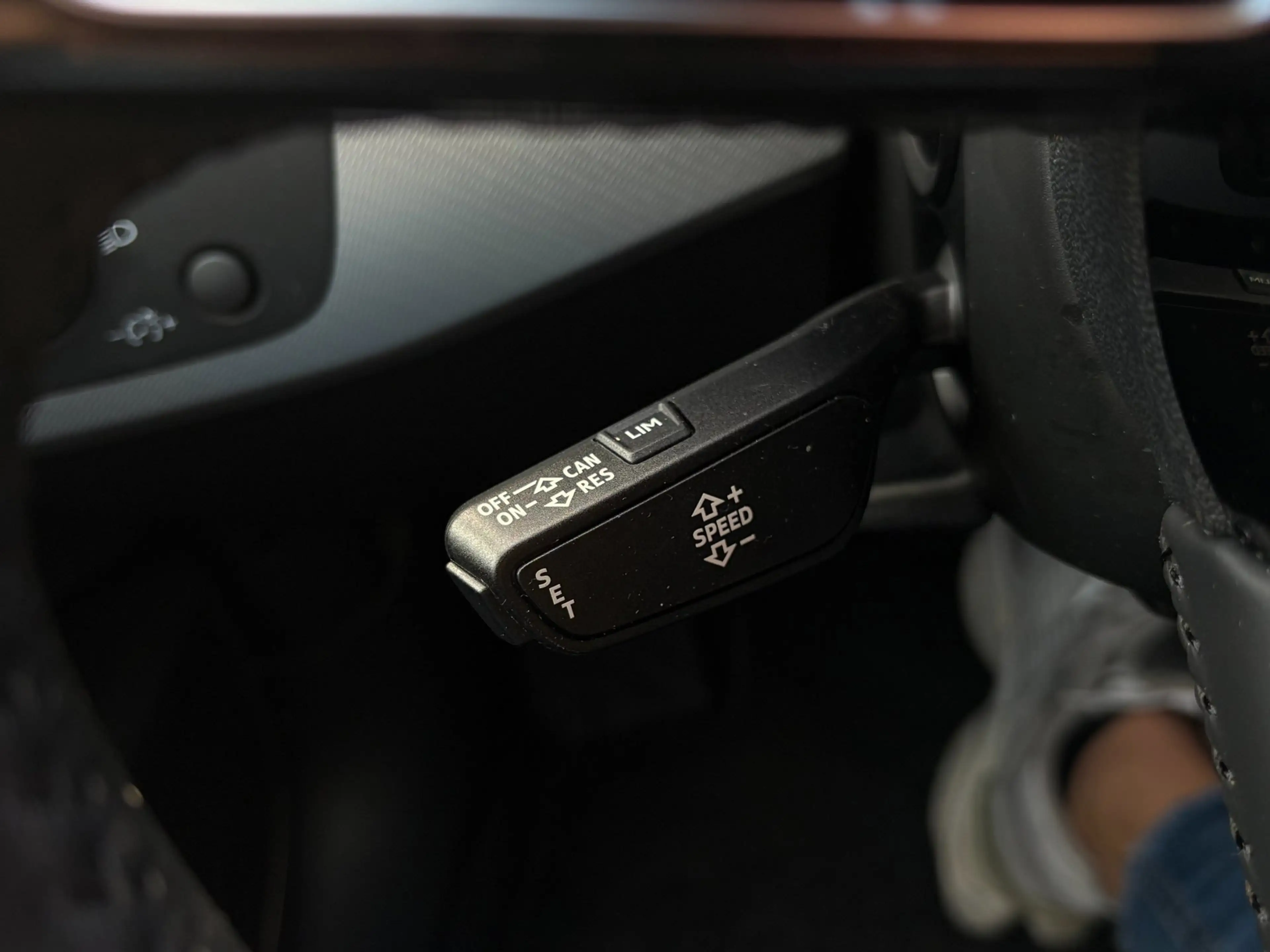 Audi A5 Sportback 2.0 TFSI MHEV Design Pro Line Plus — photo 14