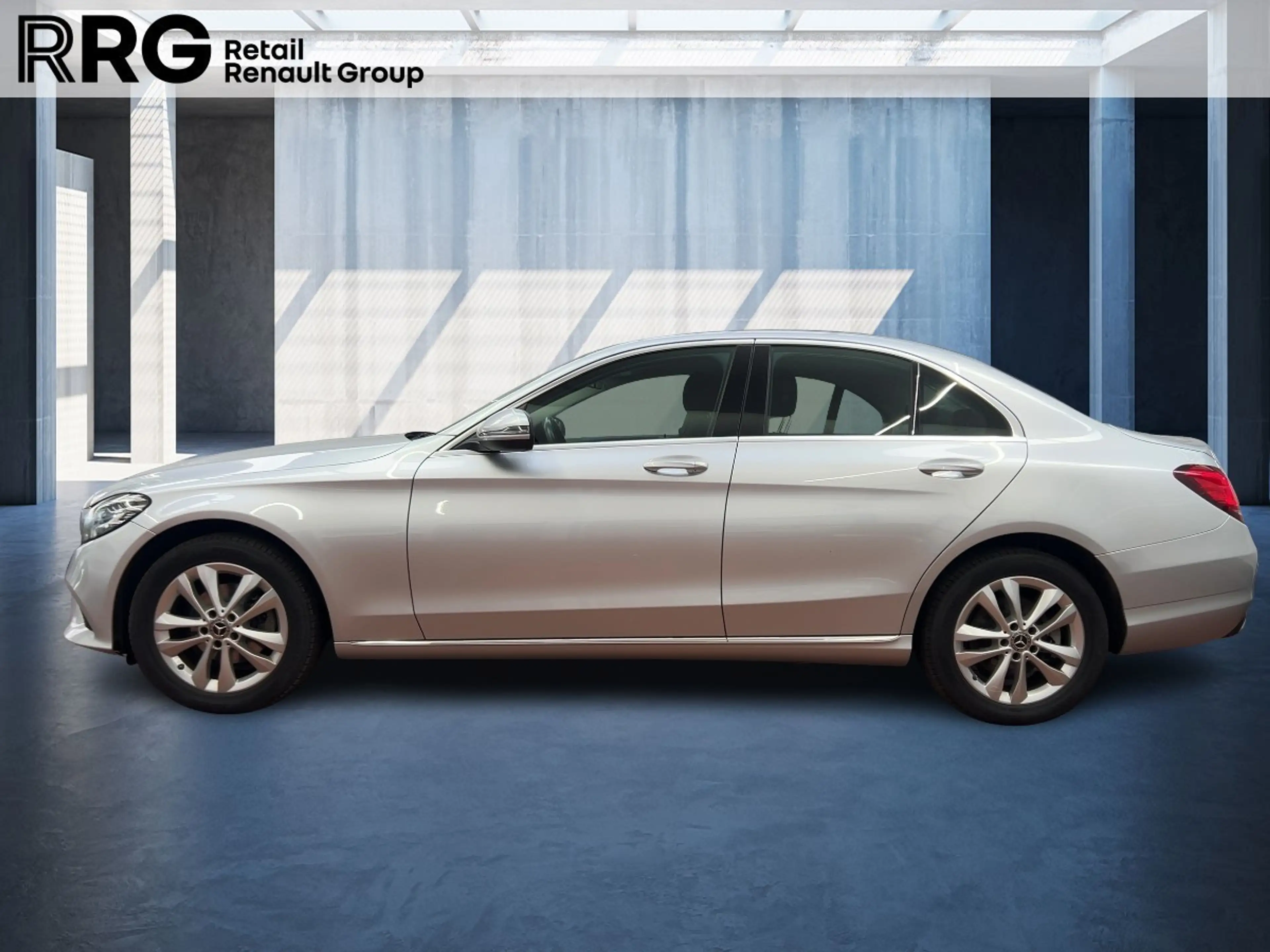 Mercedes-Benz C 180 d Avantgarde Navi + Klima + Tempomat — photo 2