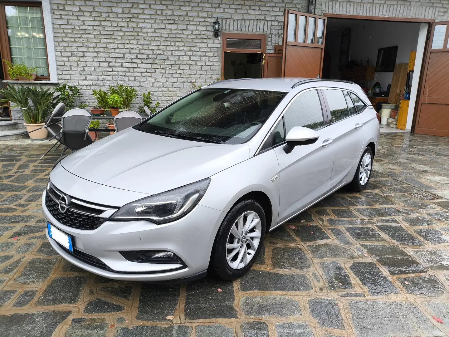 Opel Astra Sports Tourer 1.6 cdti Business 136cv auto my18.5 Argento - 1