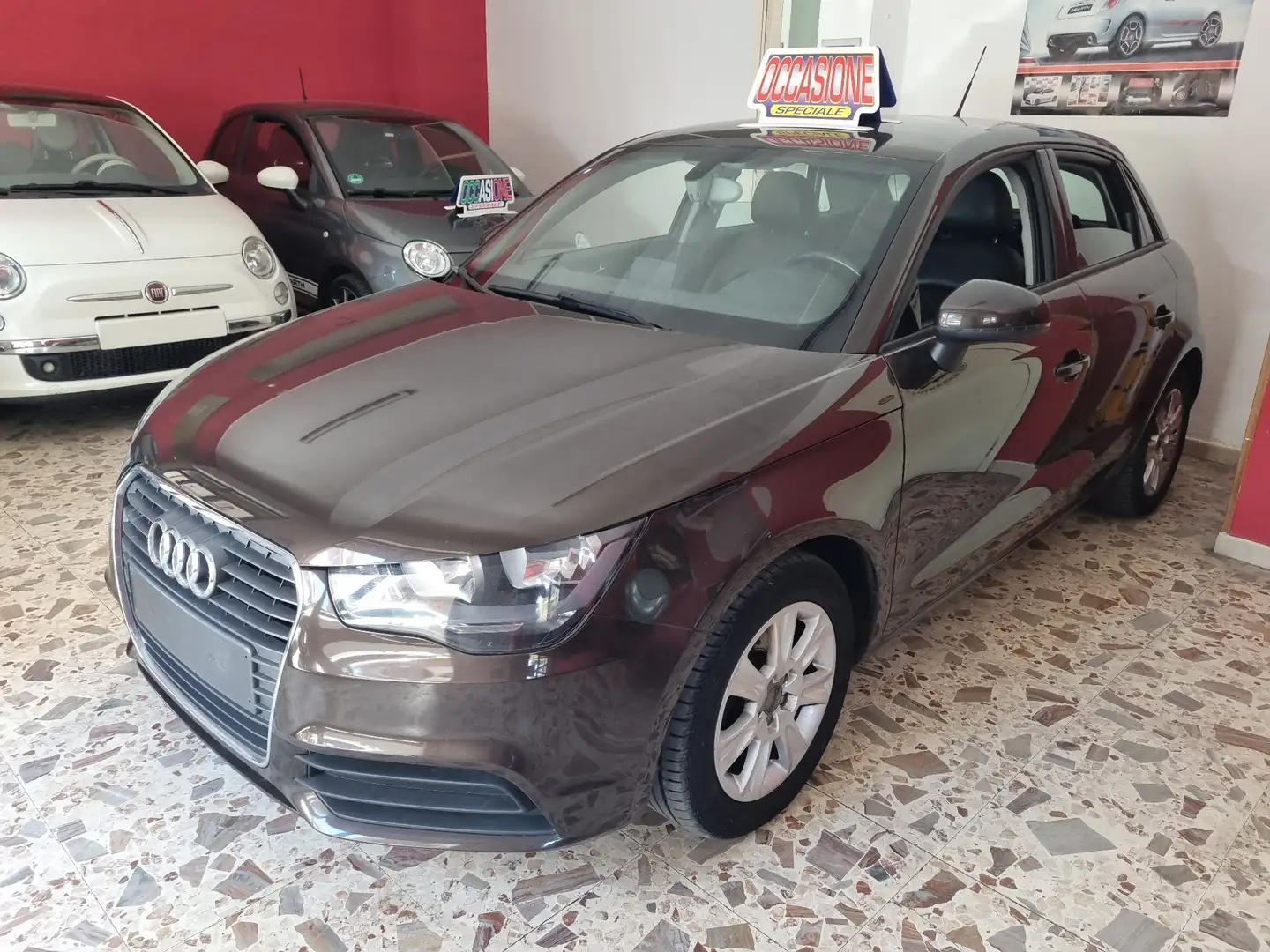 Audi A1 1.6 tdi Ambition 90cv Brun - 2