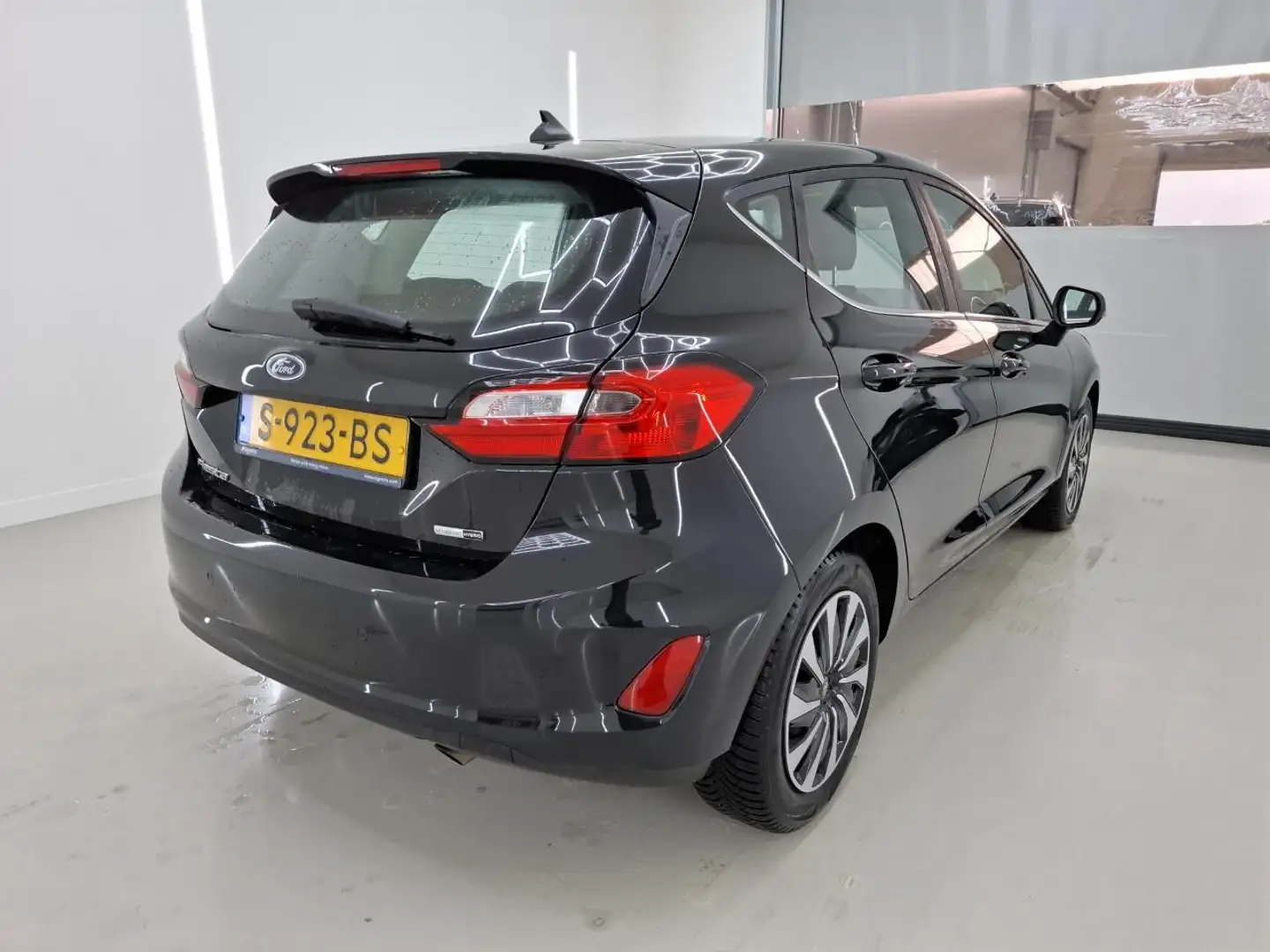Ford Fiesta 1.0 EcoBoost Hybrid Titanium | Navi, Led | VERWACH Noir - 2