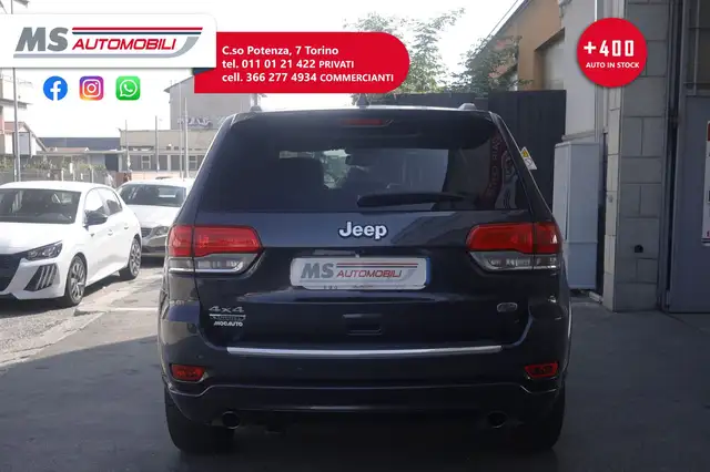 Jeep Grand Cherokee view 8
