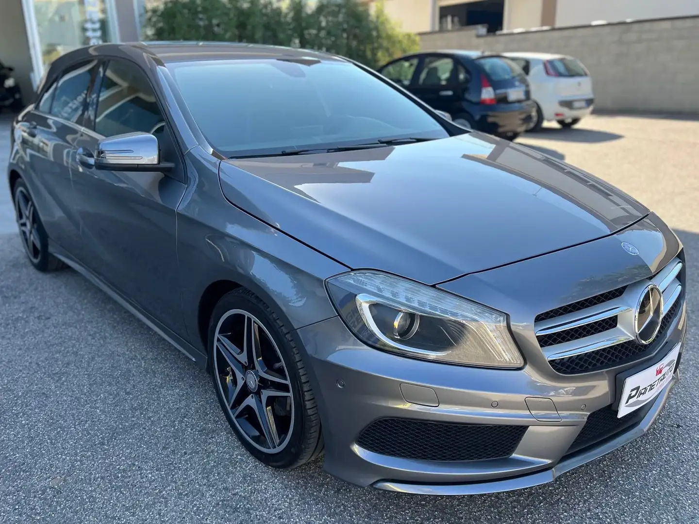 Mercedes-Benz A 180 d 109cv Premium AMG XENON/NAVI/PELLE PERFETTA Gris - 1