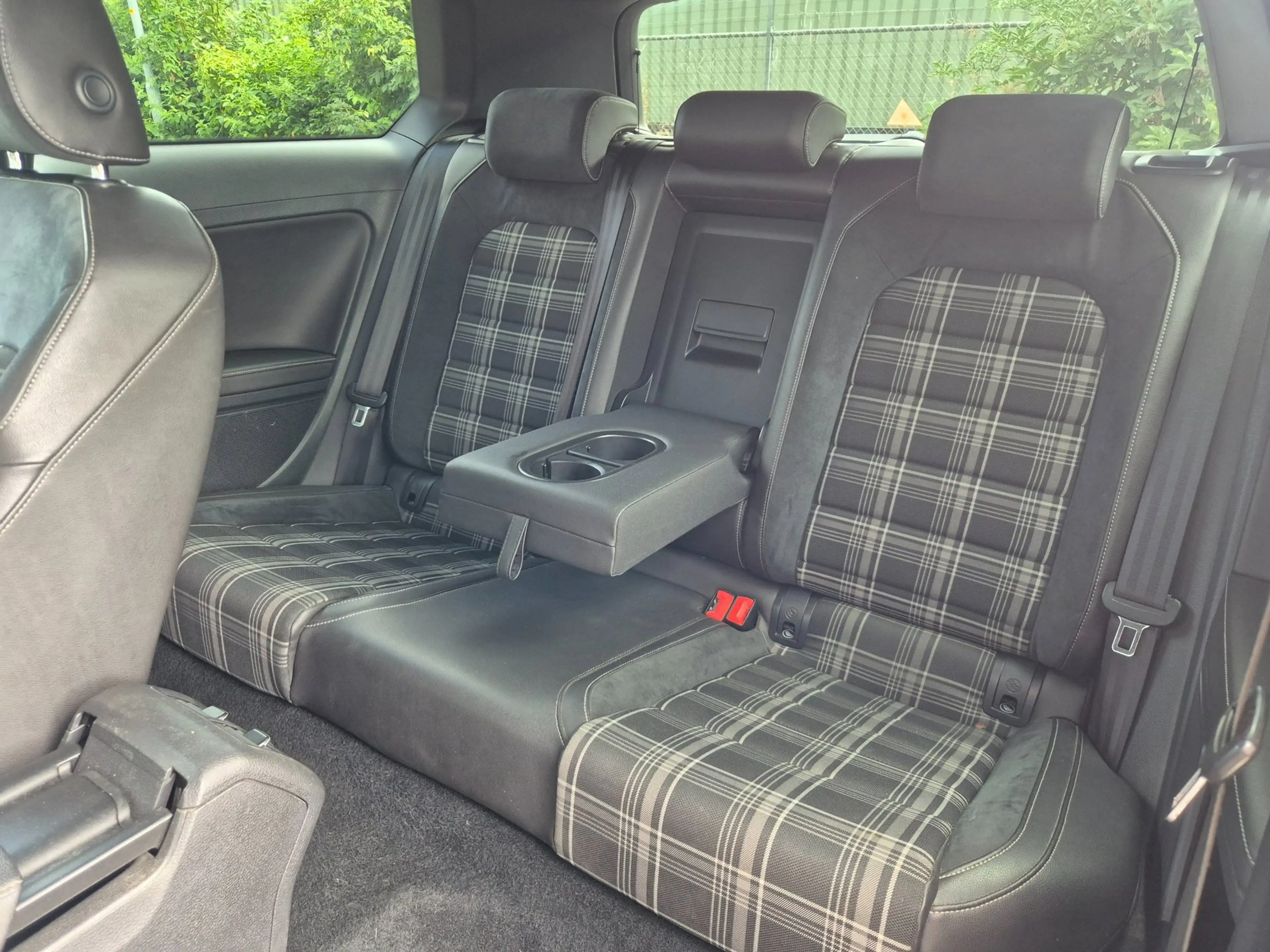 Volkswagen Golf GTD 2.0 TDI 7.5 3-deurs 6-bak DIKSTE VAN NL!!! — photo 11