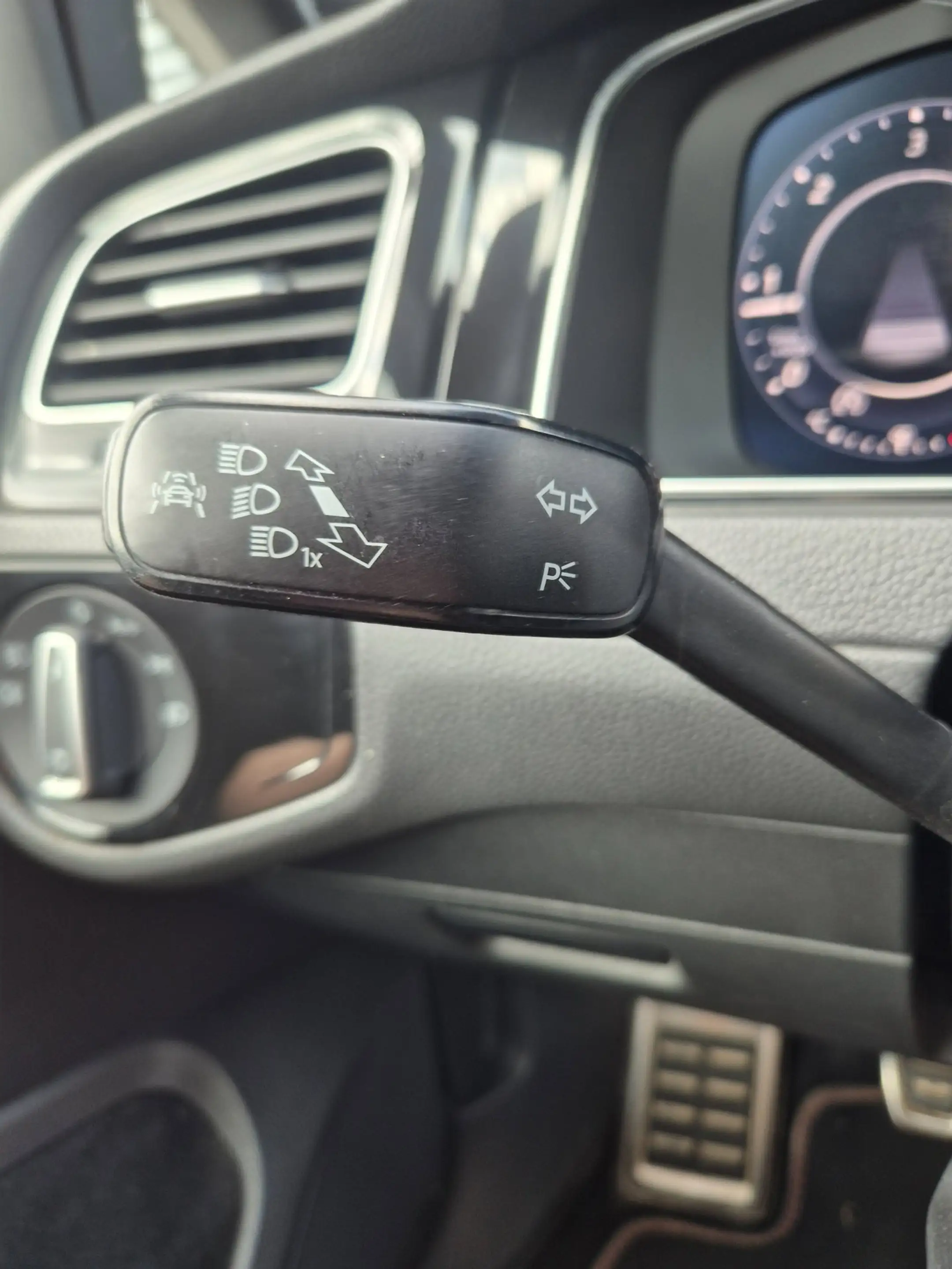 Volkswagen Golf GTD 2.0 TDI 7.5 3-deurs 6-bak DIKSTE VAN NL!!! — photo 21