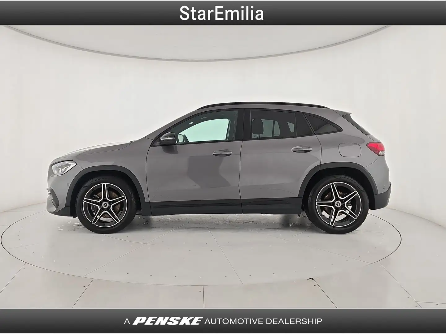 Mercedes-Benz GLA 180 GLA 180 d Automatic Premium Grigio - 2