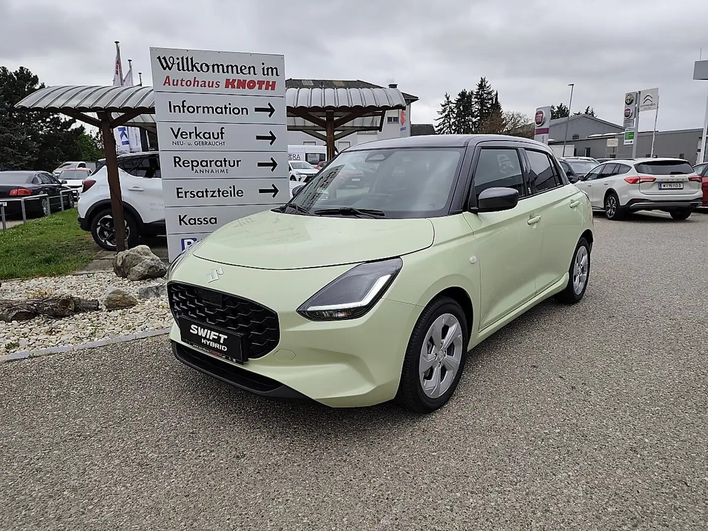Suzuki Swift 1,2 Hybrid Shine CVT Aut. Gelb - 1