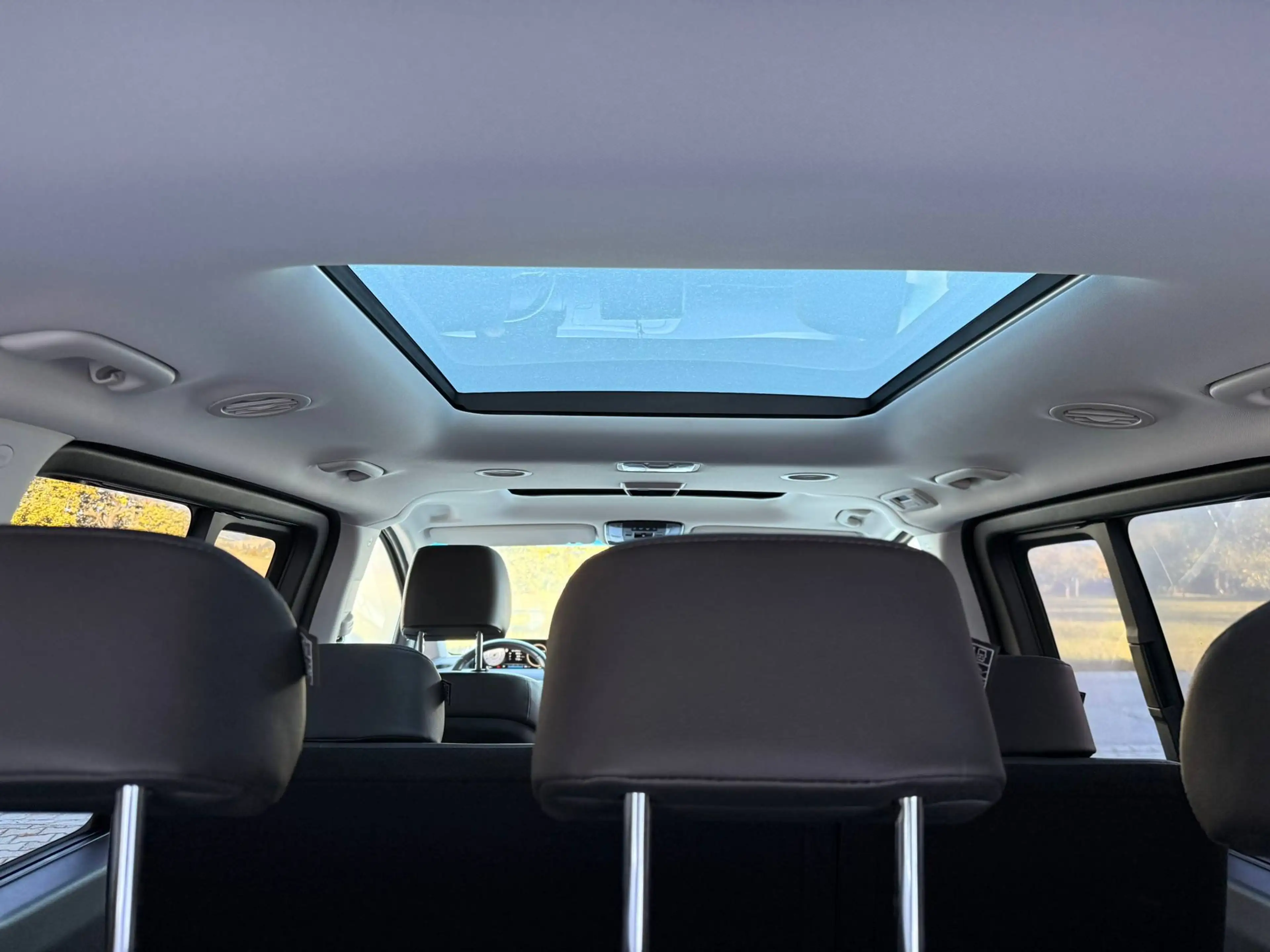 Hyundai STARIA Prime 2WD,8fach,360°Kamera, elektr.Heckkl.,elektr.Schiebetüren, — photo 10